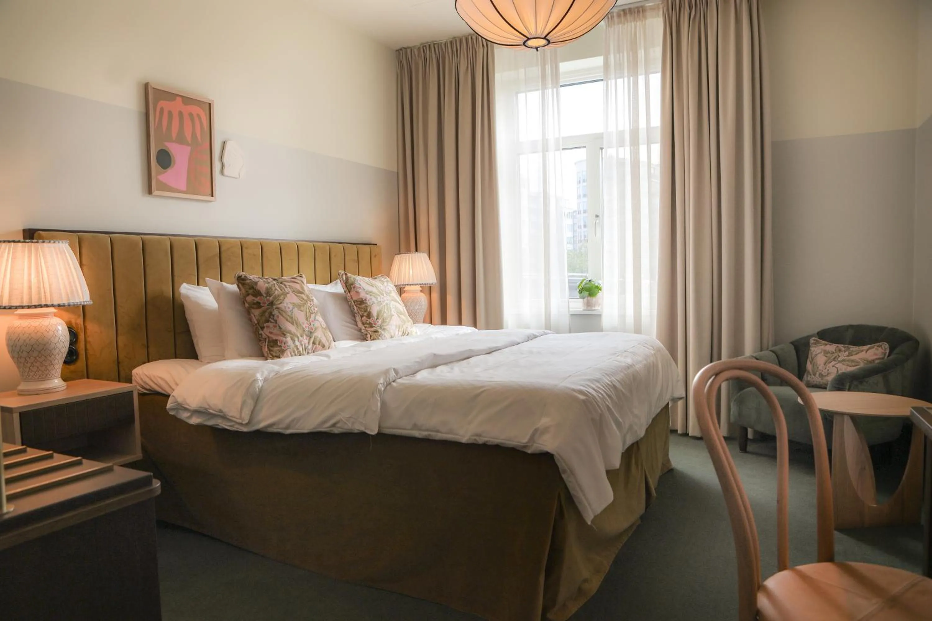 Bed in Elite Hotel Mårtenson