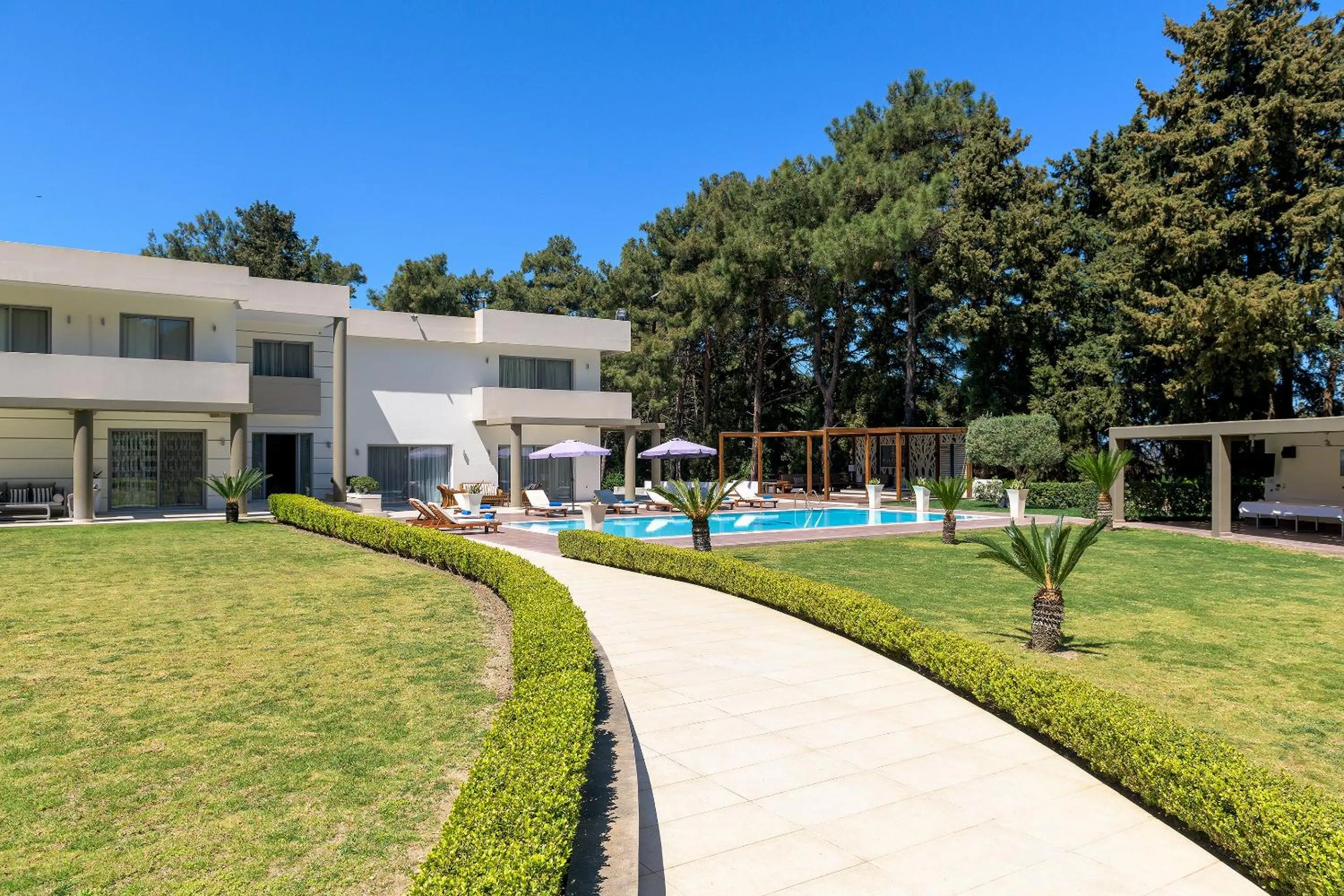 Property building in Bella Foresta Villa