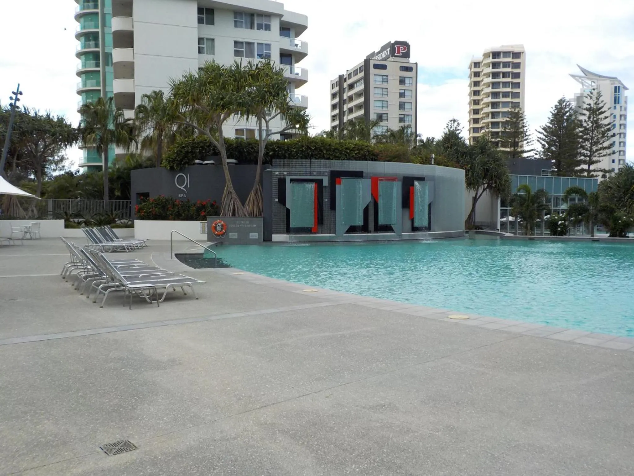Swimming pool in HR Surfers Paradise - Apartment 4204
