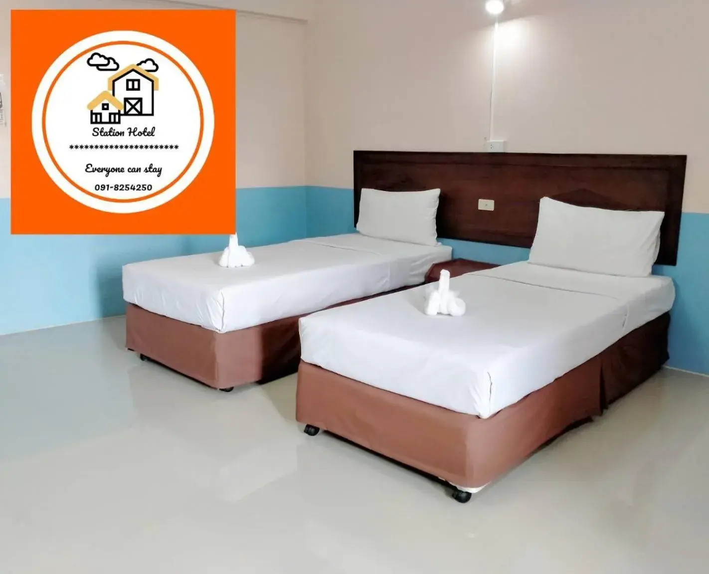 Bed in Station Hotel Bed in Station Hotel