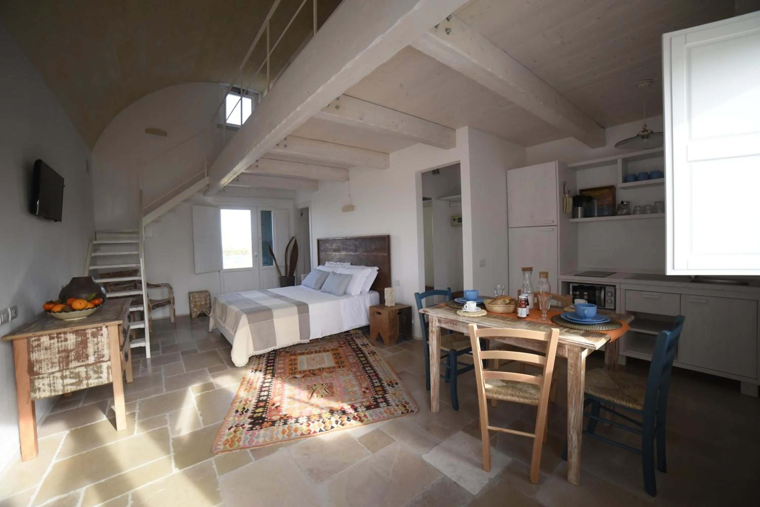 Kitchen or kitchenette, Bed in Agrumare Farm Holiday