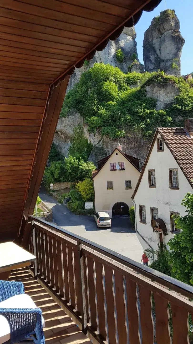 Superior Double or Twin Room with Mountain View - single occupancy in Pension-Puttlachtal Superior Double or Twin Room with Mountain View - single occupancy in Pension-Puttlachtal