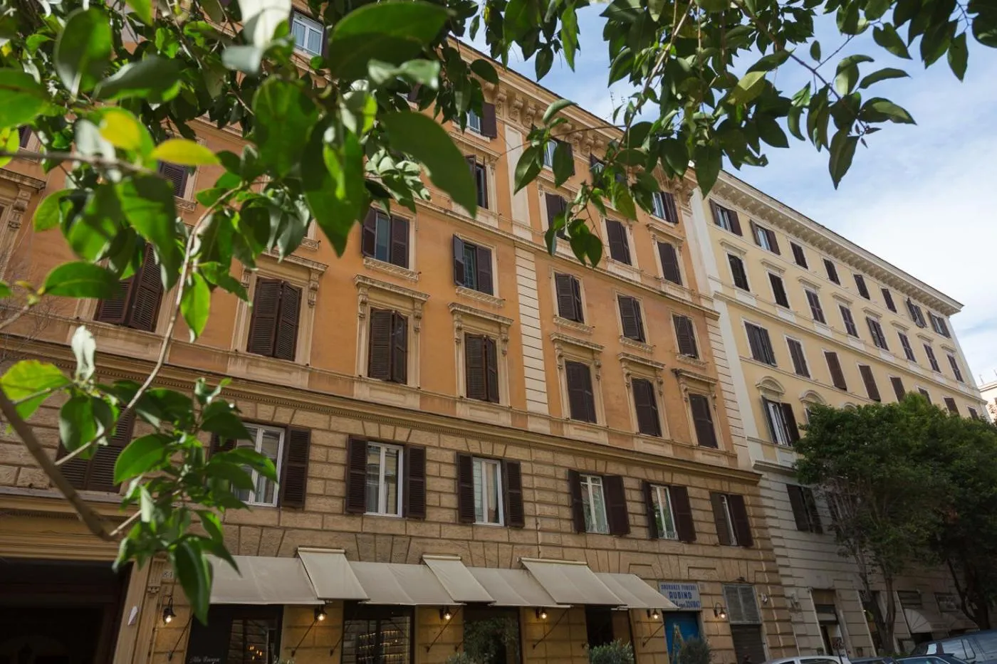 Property building in San Pietro Rooms 84