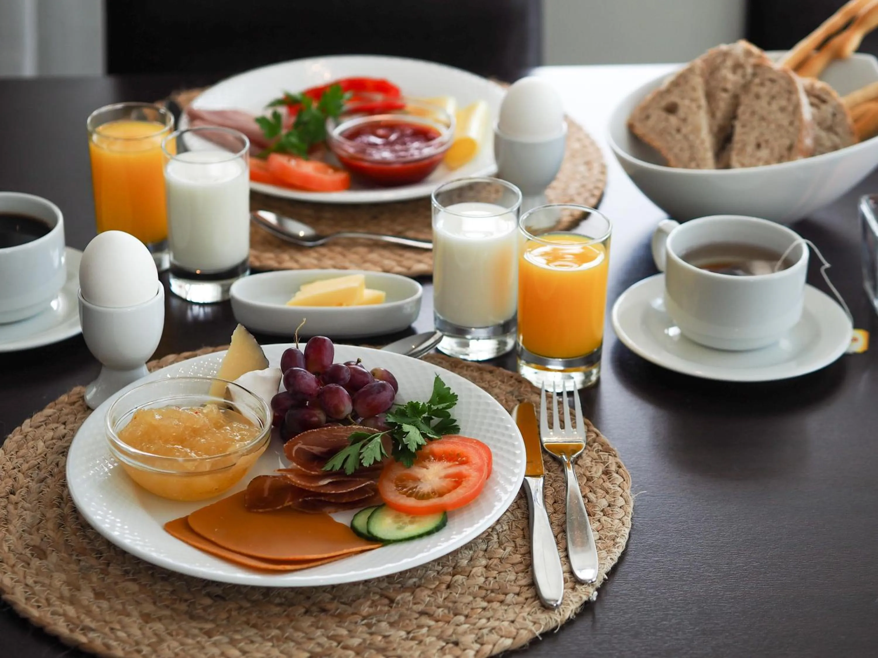 Breakfast in Brattvåg Fjordhotell