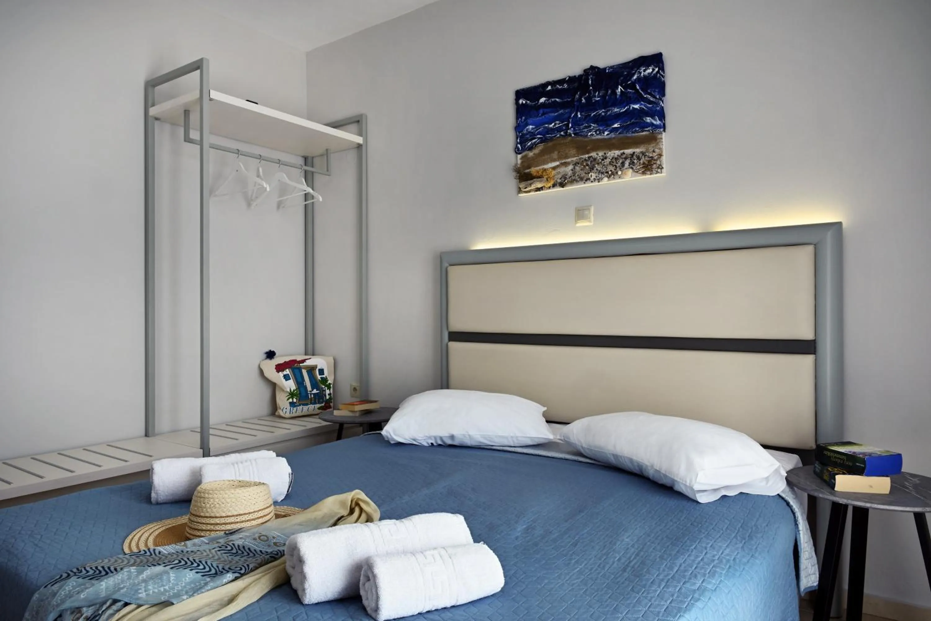 Bed in Sfakian Horizon