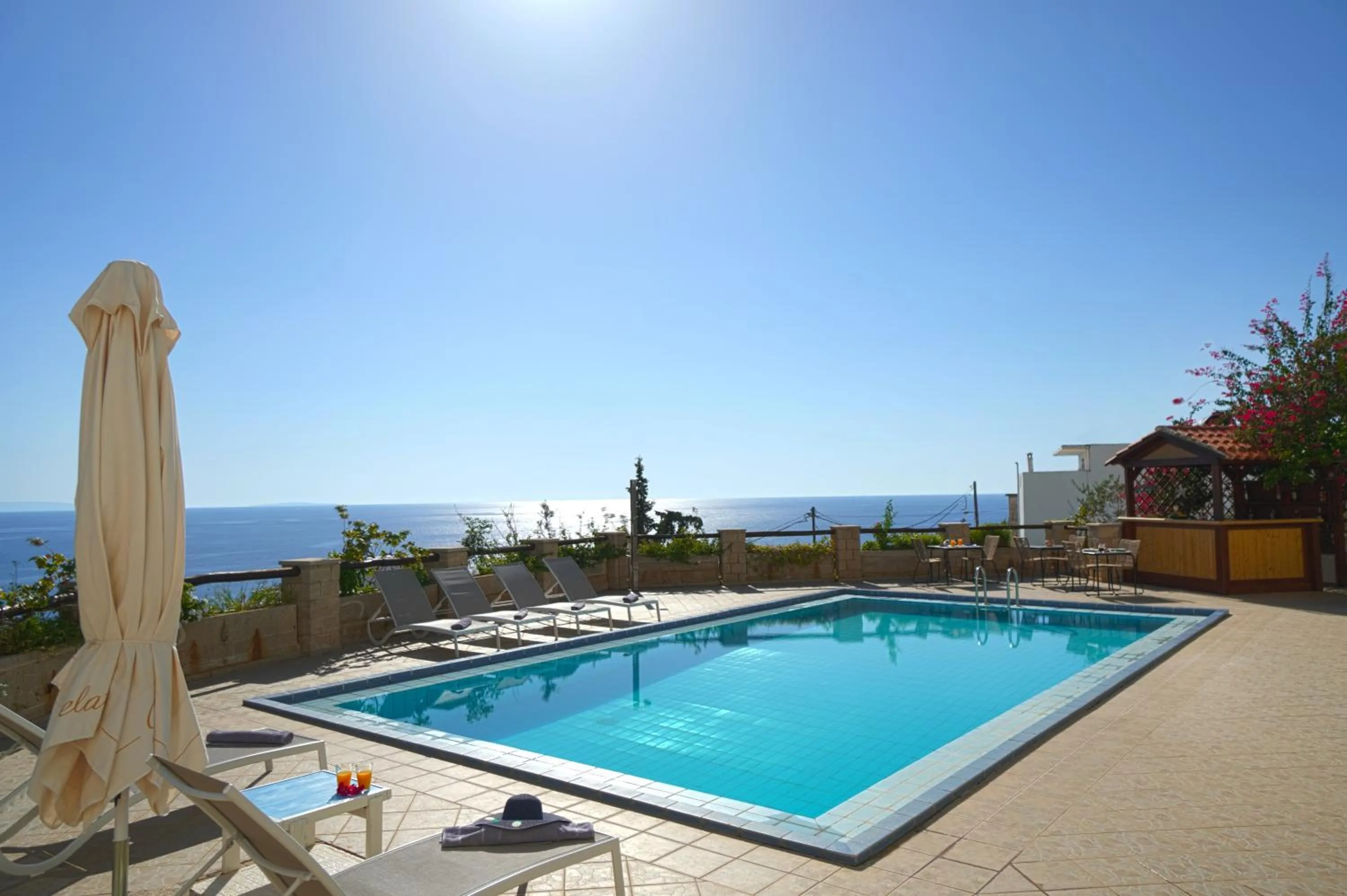 Swimming pool in Sfakian Horizon