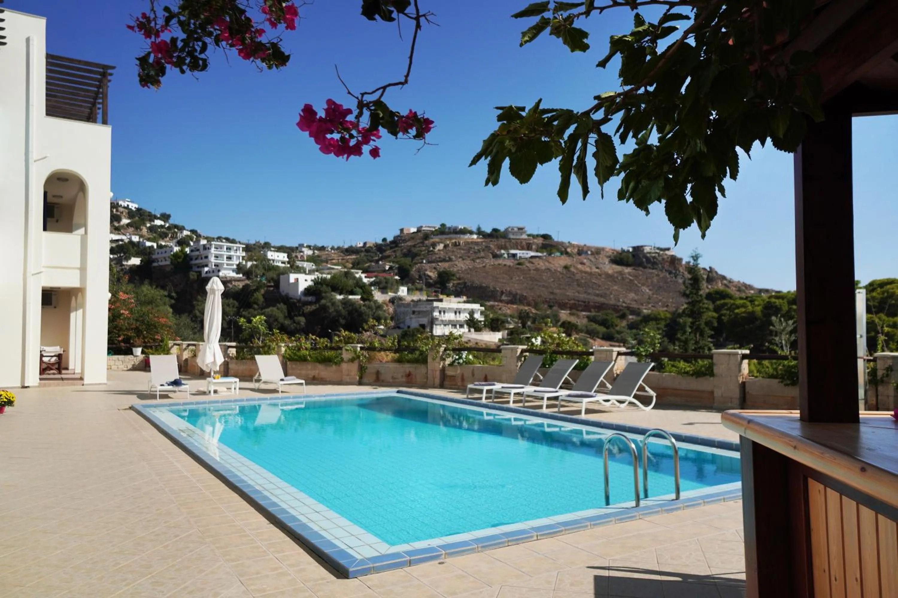 Property building in Sfakian Horizon