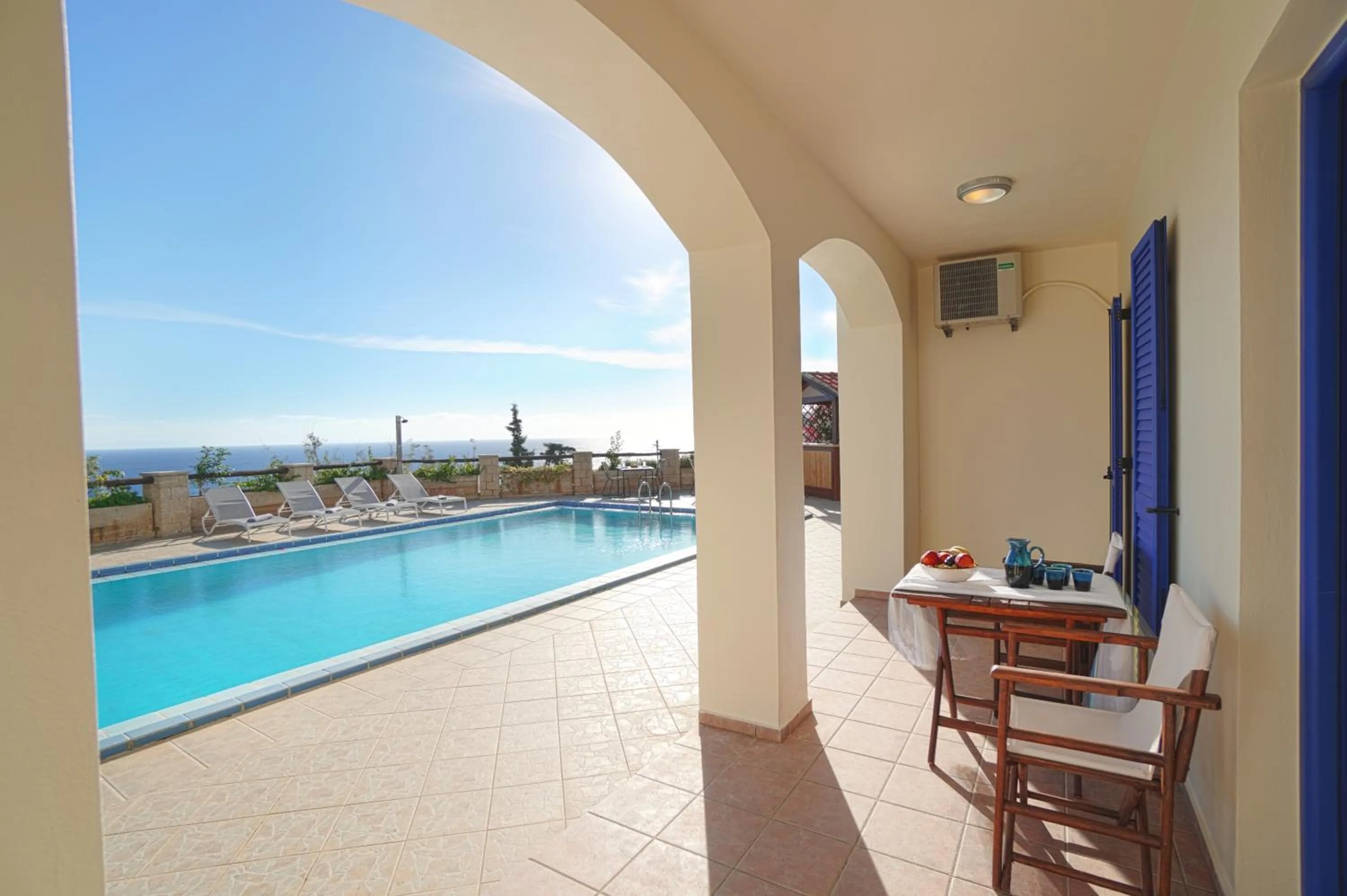 Day in Sfakian Horizon