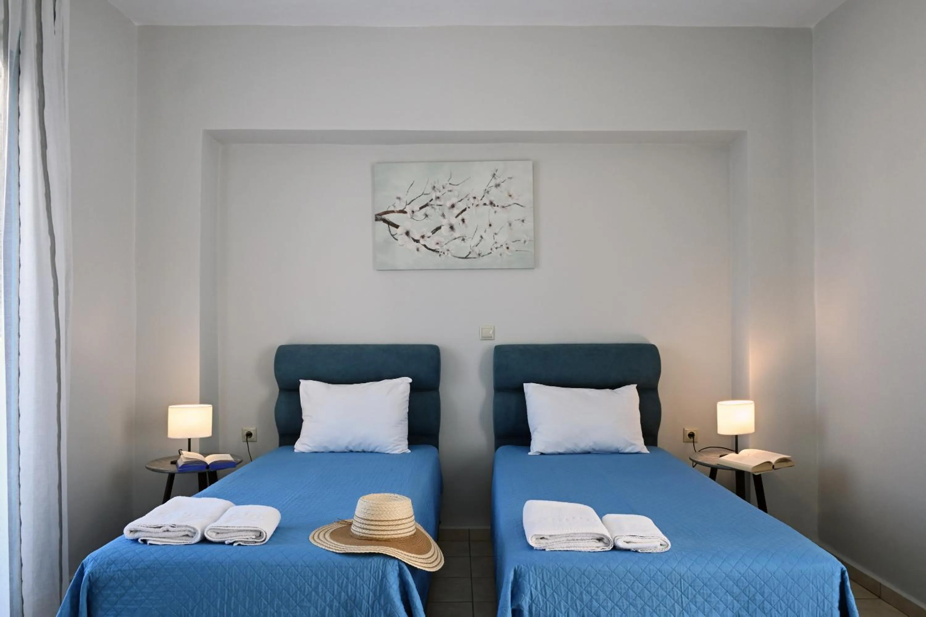 Bed in Sfakian Horizon