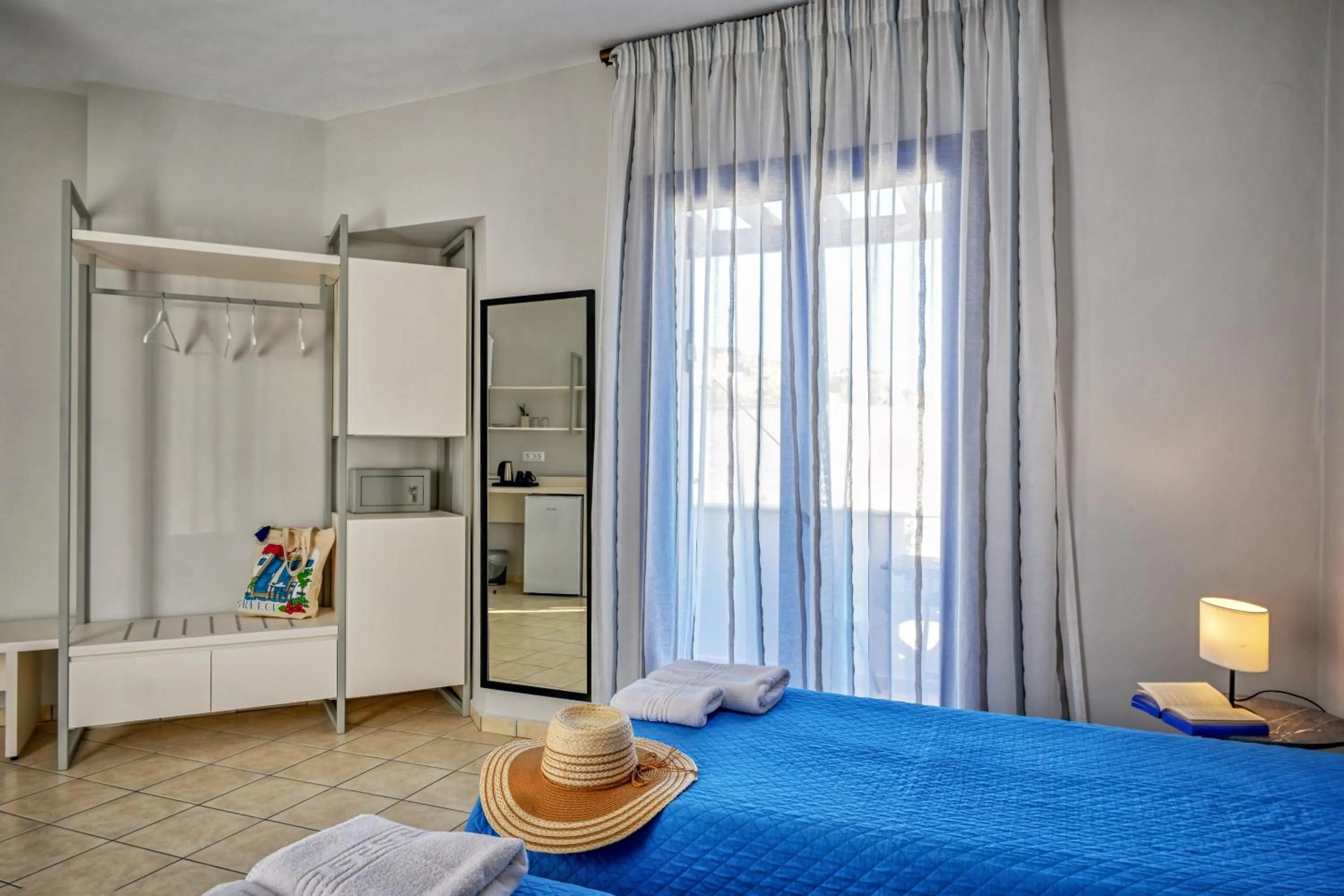 Bed in Sfakian Horizon