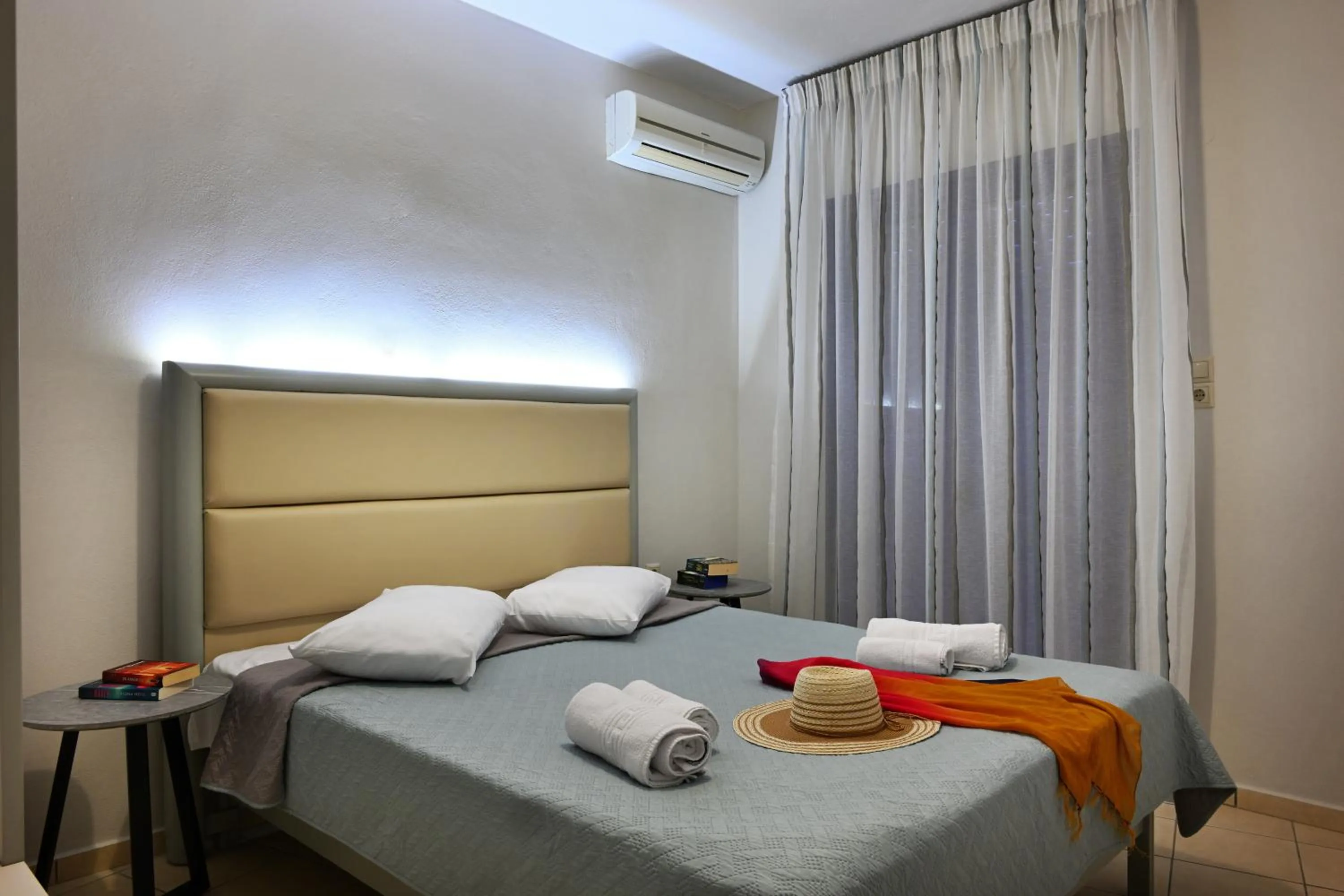 Bed in Sfakian Horizon