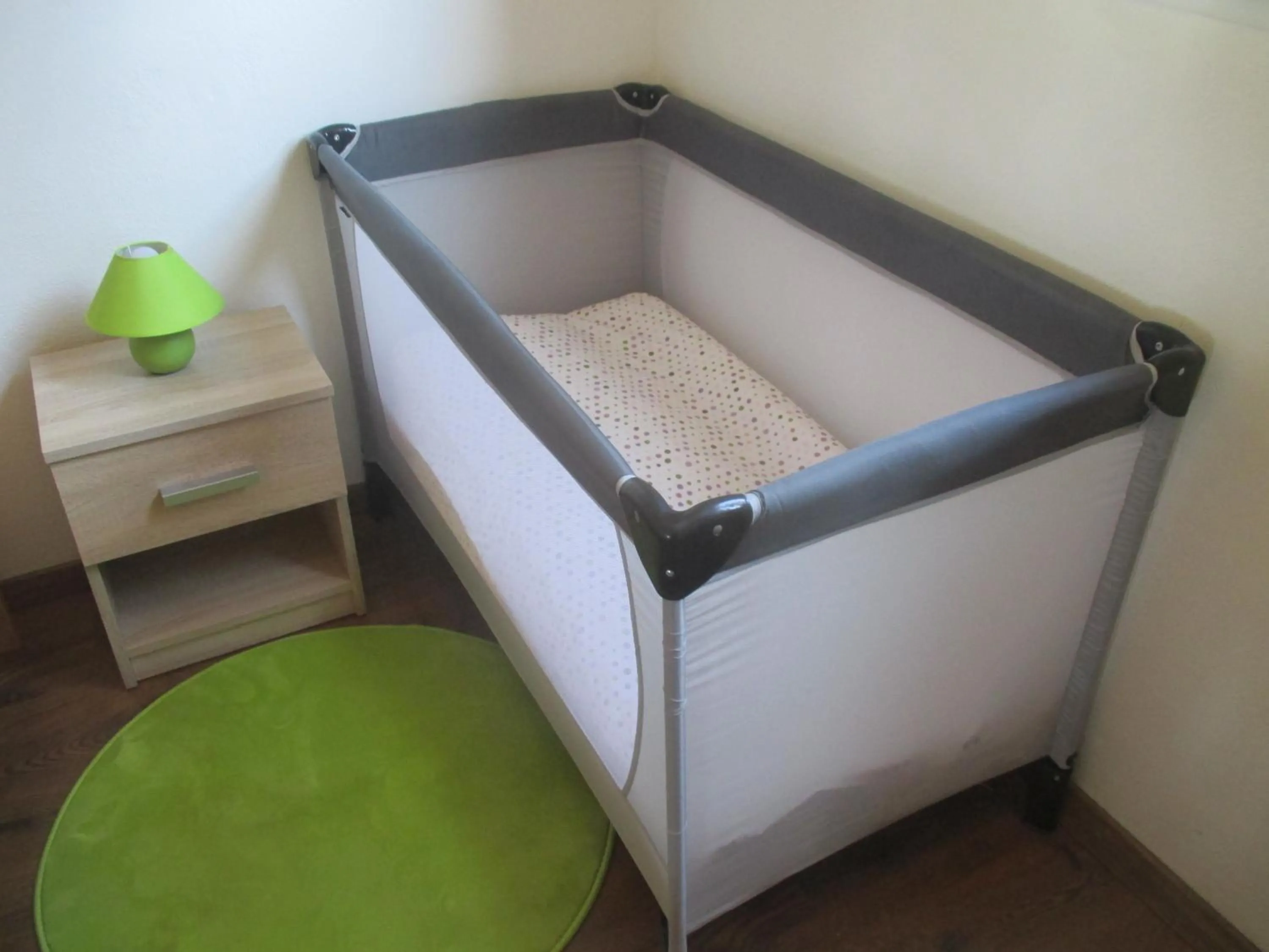 cot, Bed in B&B Curica Doma