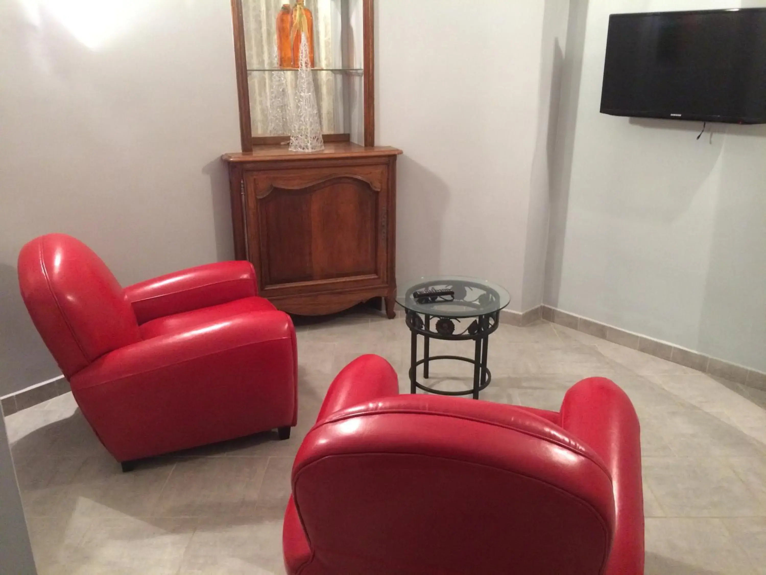 Living room in Logis Hôtel Restaurant de la Paix Living room in Logis Hôtel Restaurant de la Paix