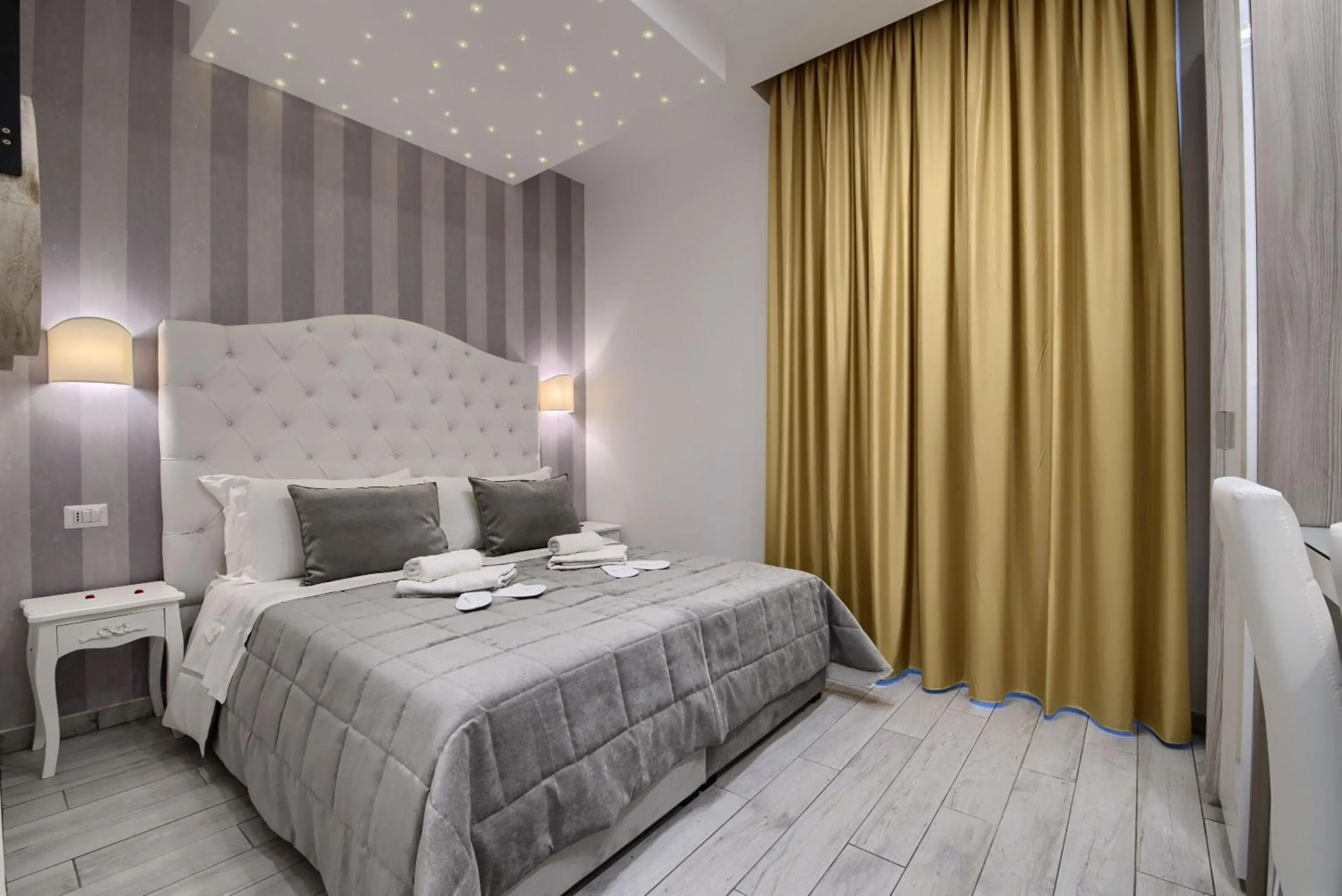 Bedroom, Bed in Relais Vatican Secret