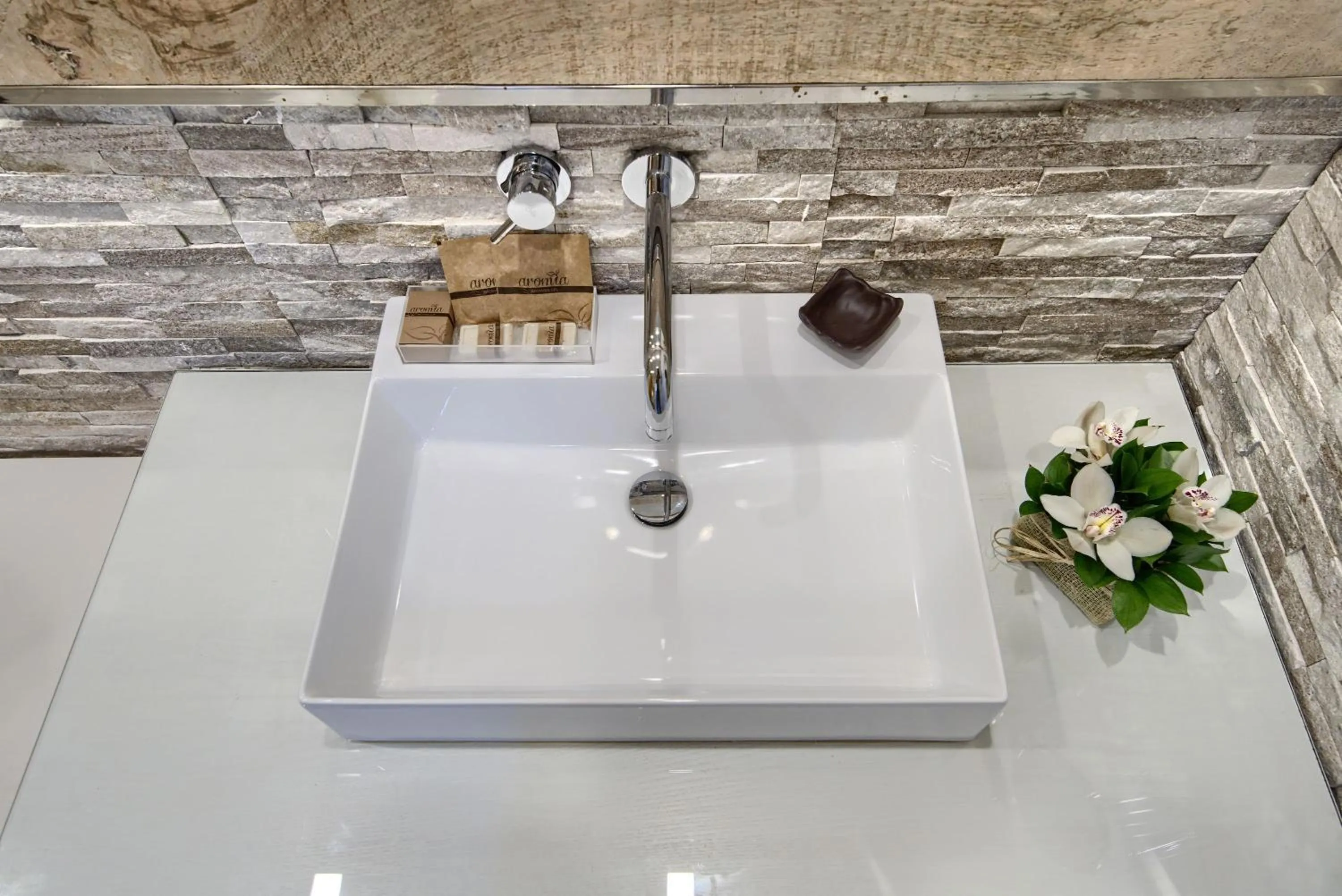 Bathroom in Relais Vatican Secret