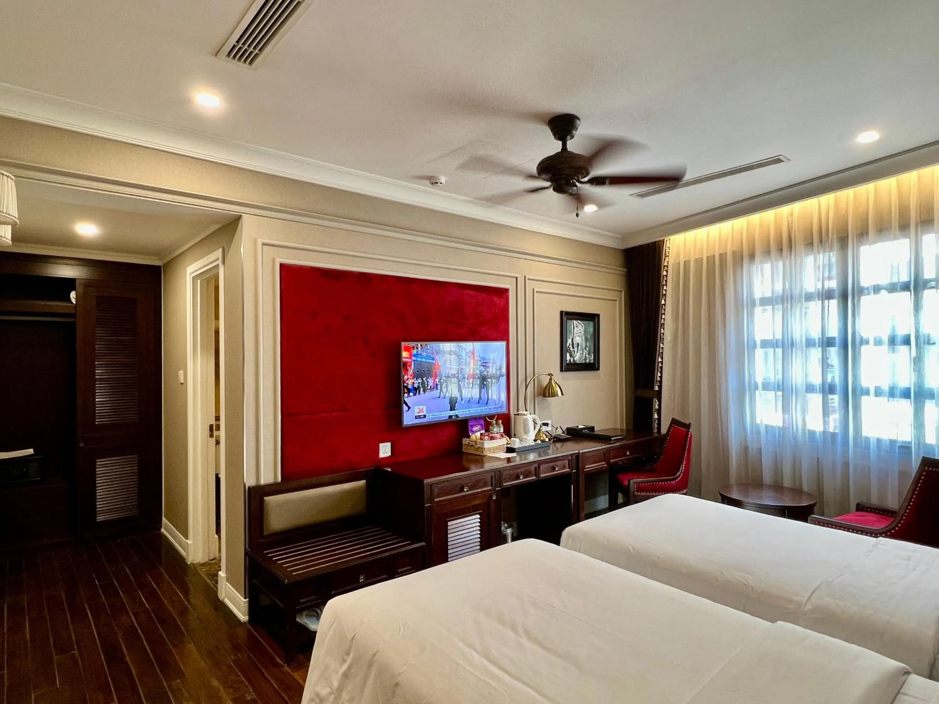 Bed in Hotel du Monde