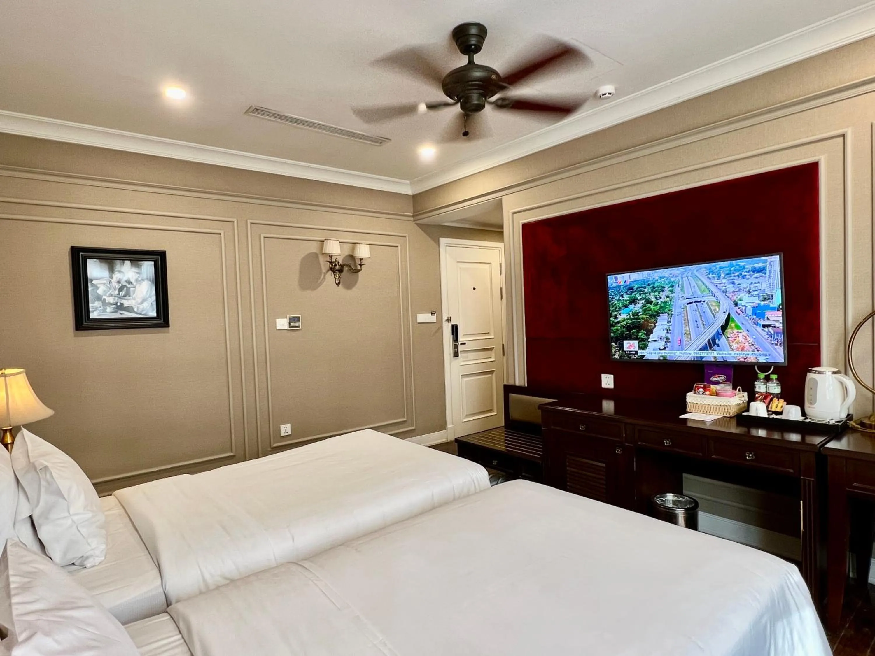 Bed in Hotel du Monde