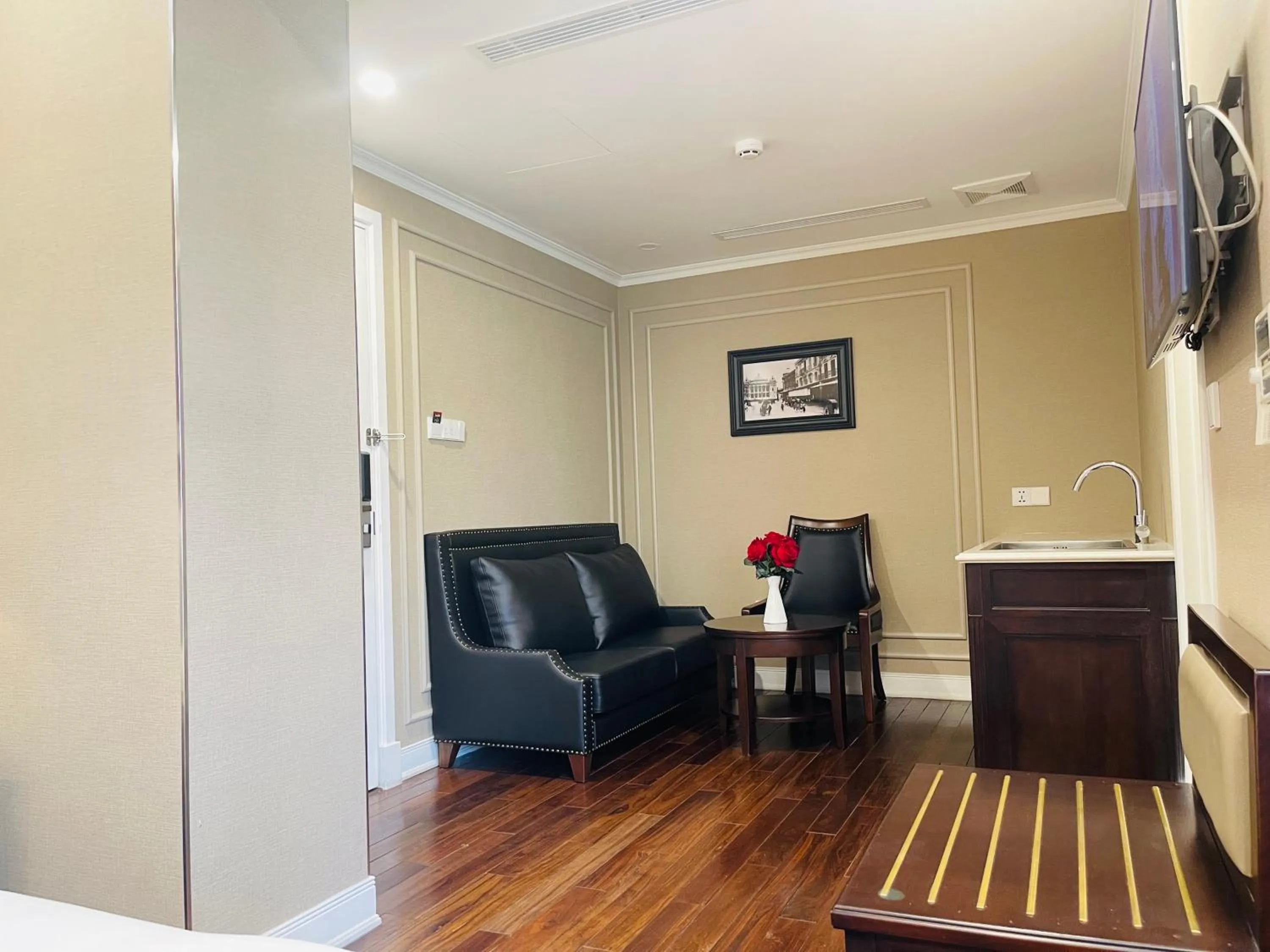 Seating area in Hotel du Monde