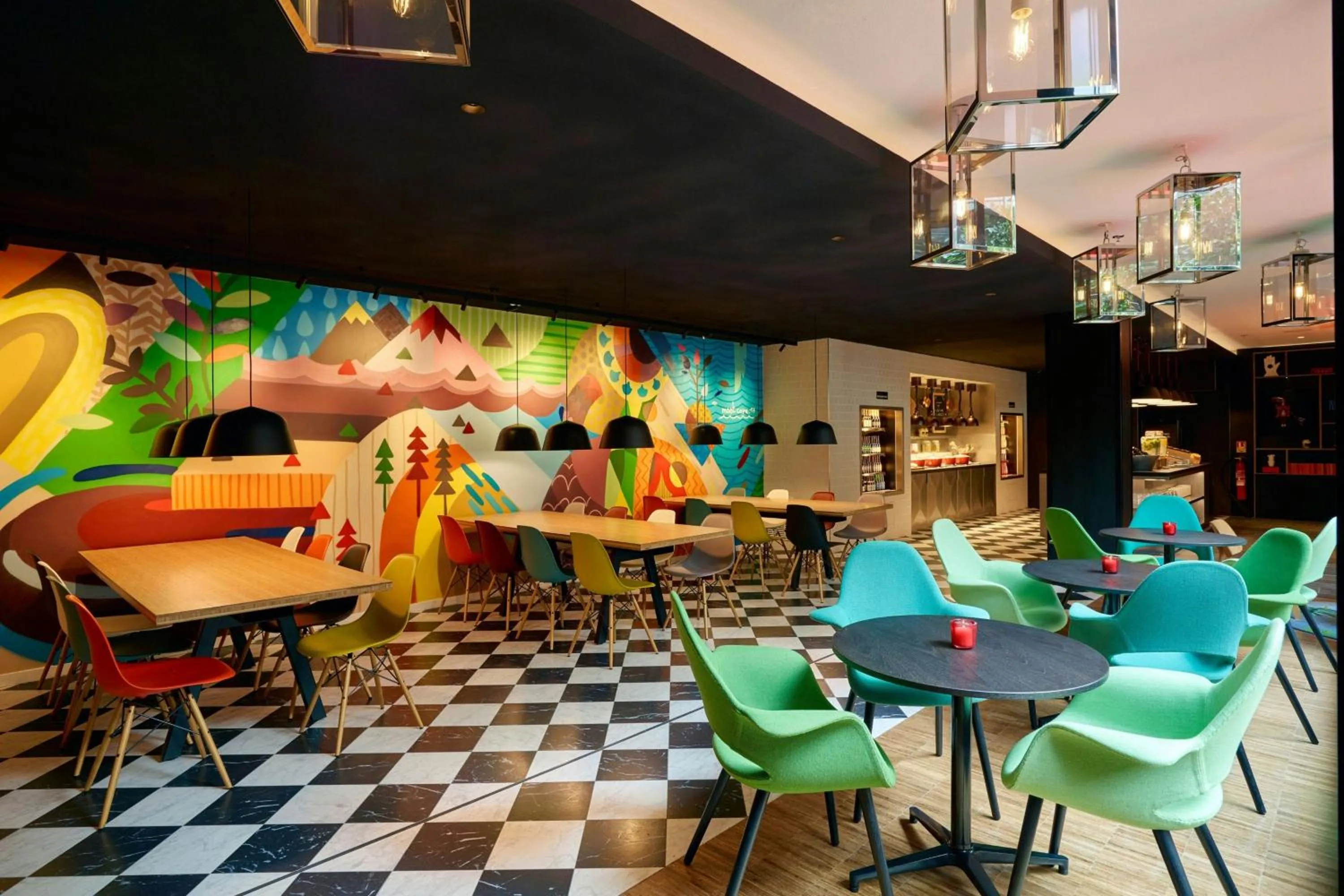 Restaurant/places to eat in citizenM Paris Gare de Lyon