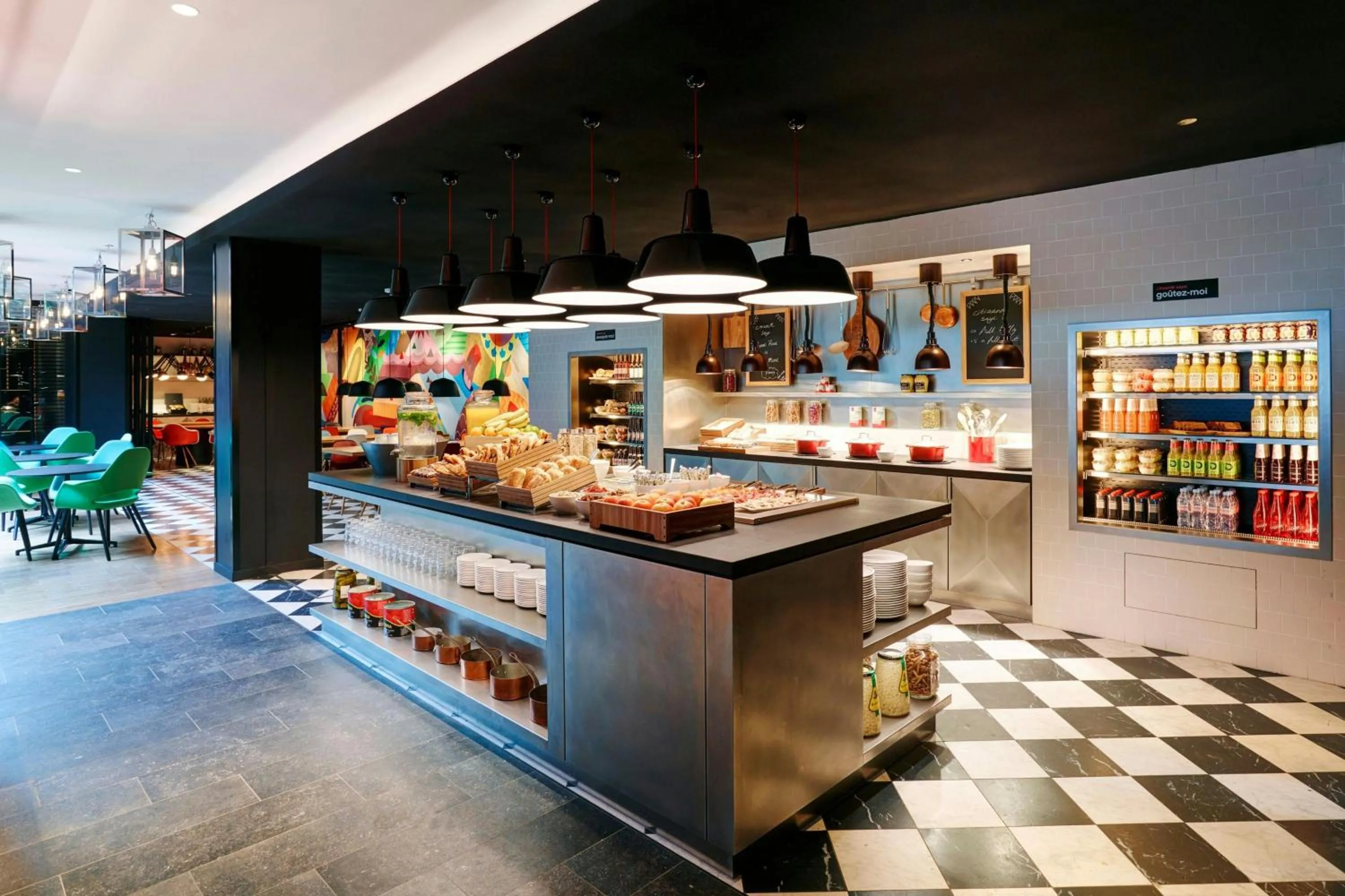 Restaurant/places to eat in citizenM Paris Gare de Lyon