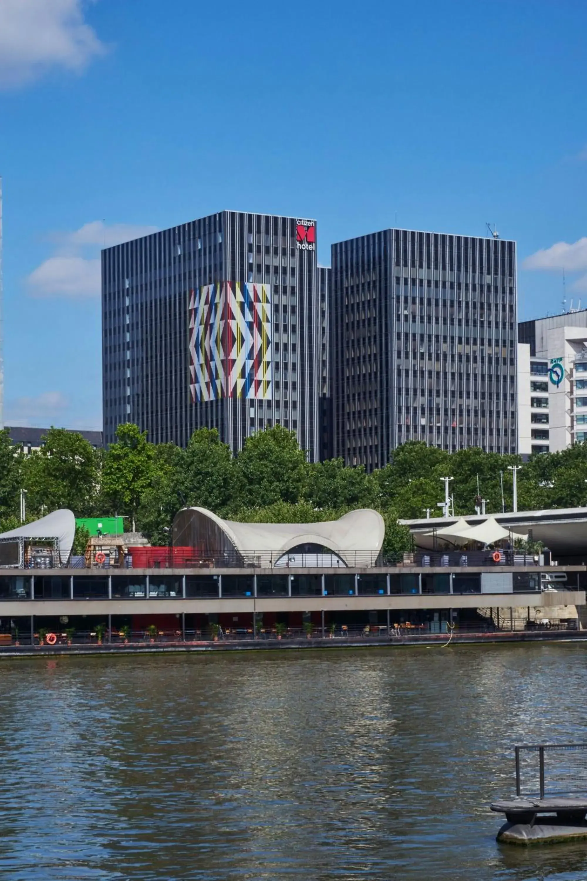 View (from property/room) in citizenM Paris Gare de Lyon View (from property/room) in citizenM Paris Gare de Lyon