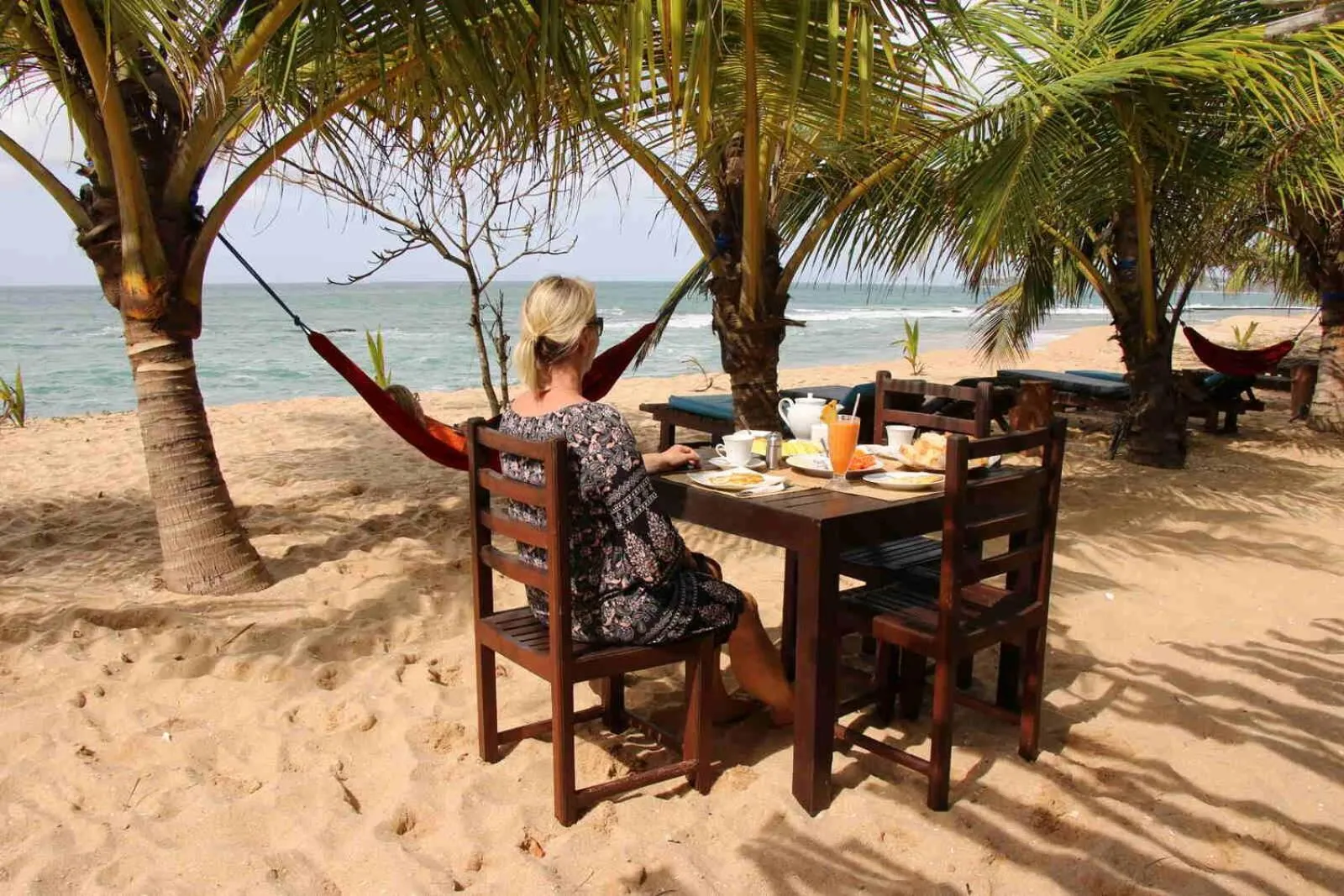 Restaurant/places to eat in Shiva's Beach Cabanas