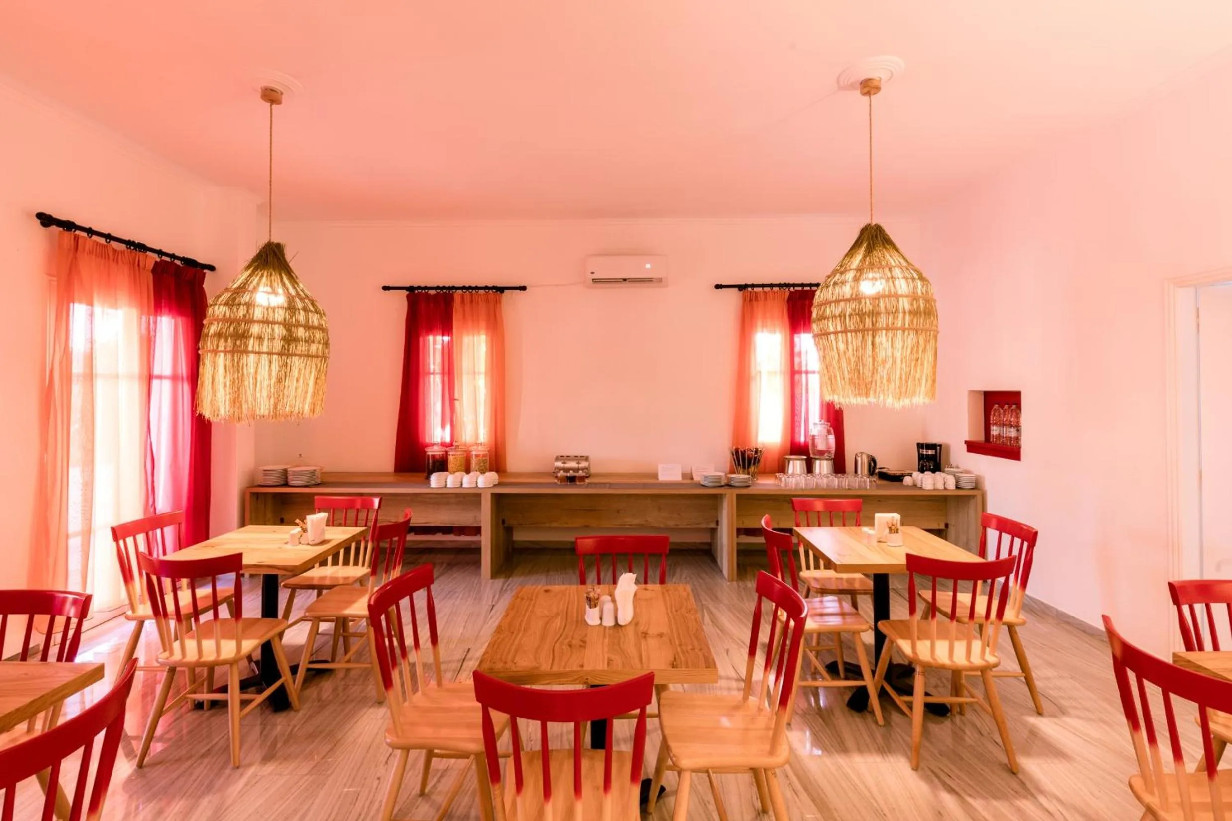 Area and facilities in Acqua Vatos Paros Hotel