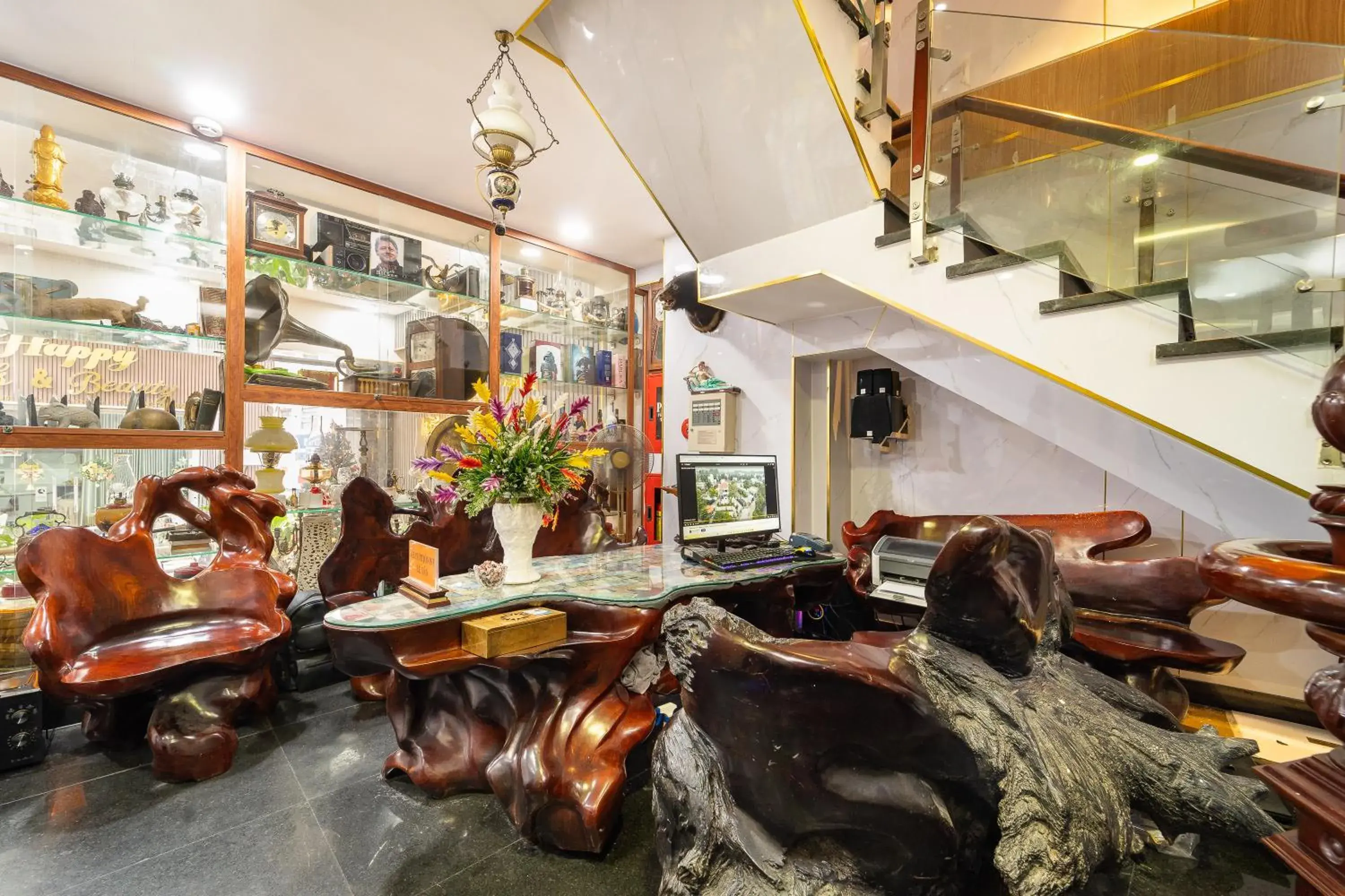 Lobby or reception in Diamond Luxury Ben Thanh Lobby or reception in Diamond Luxury Ben Thanh