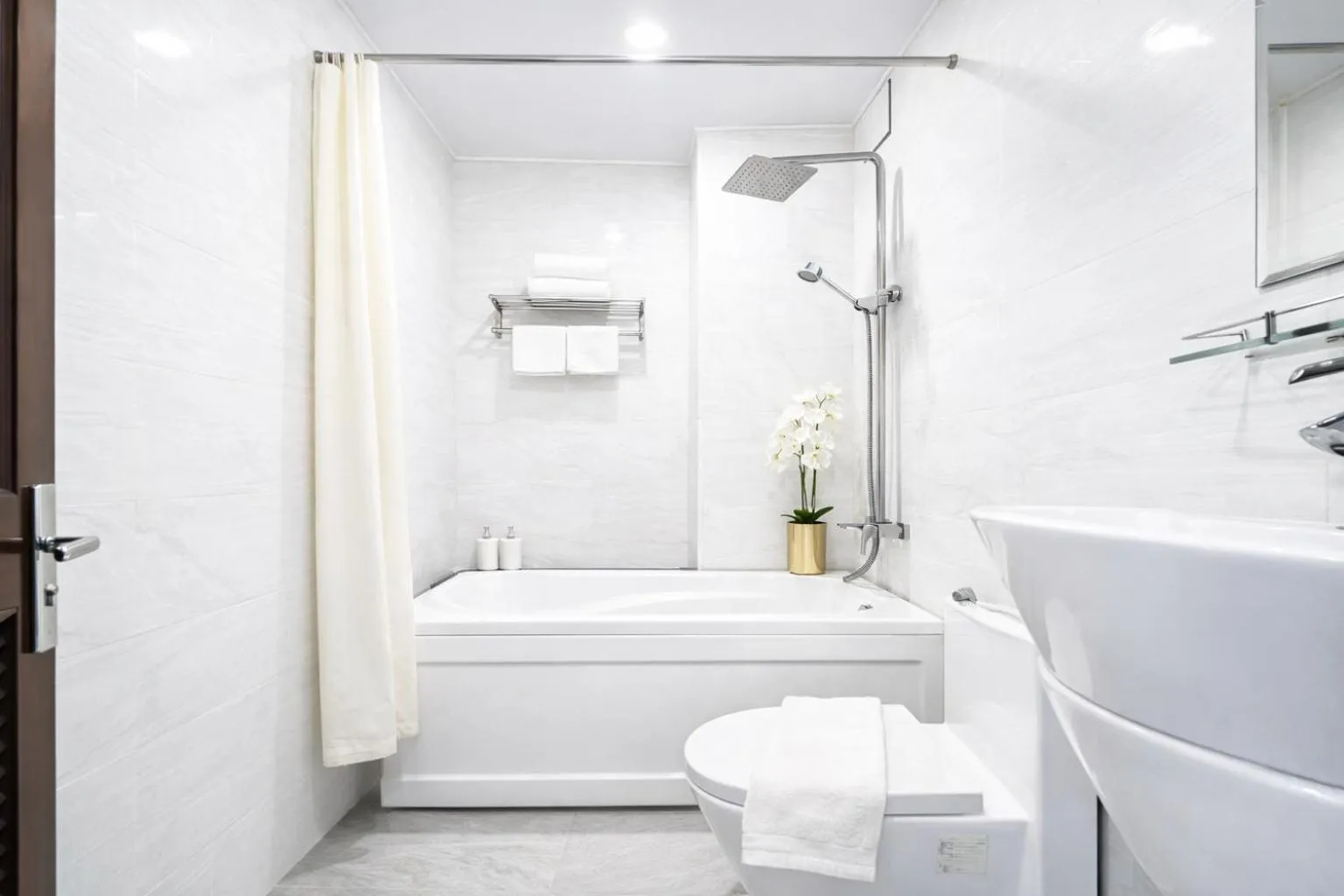 Diamond Luxury Ben Thanh