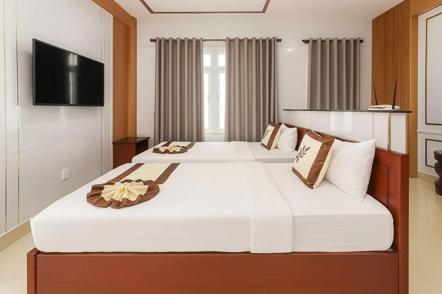 TV and multimedia, Bed in Diamond Luxury Ben Thanh