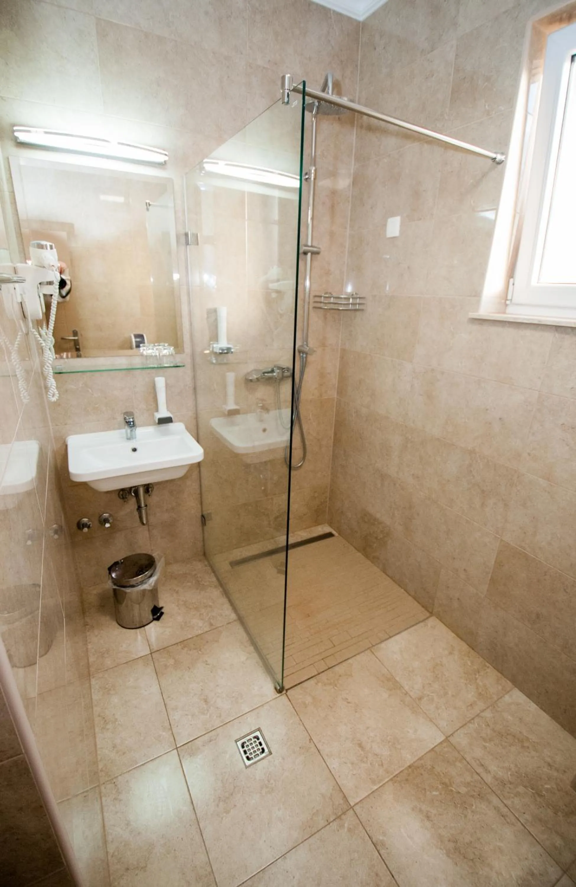 Double or Twin Room in Hotel Olivia