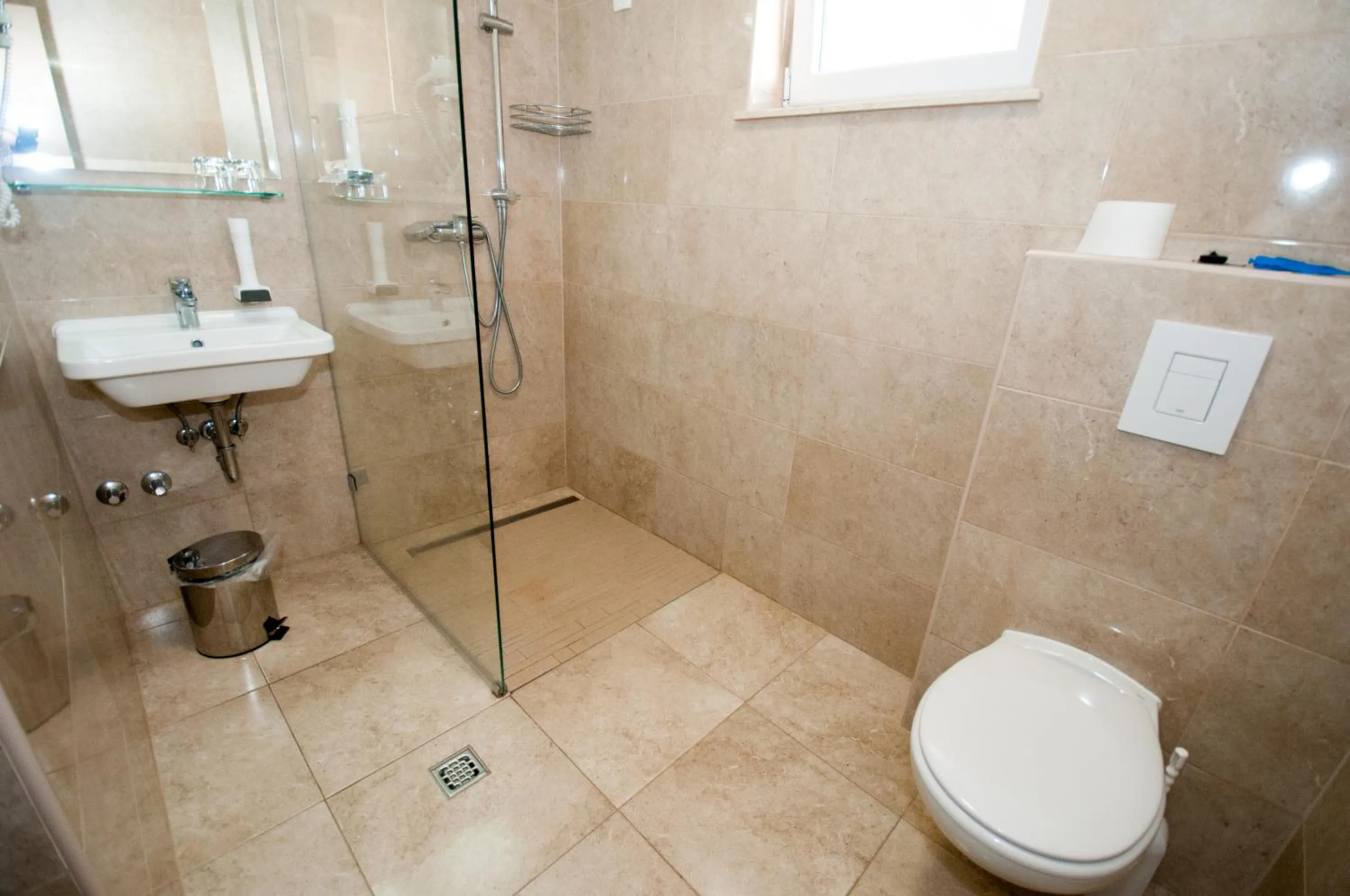 Double or Twin Room in Hotel Olivia