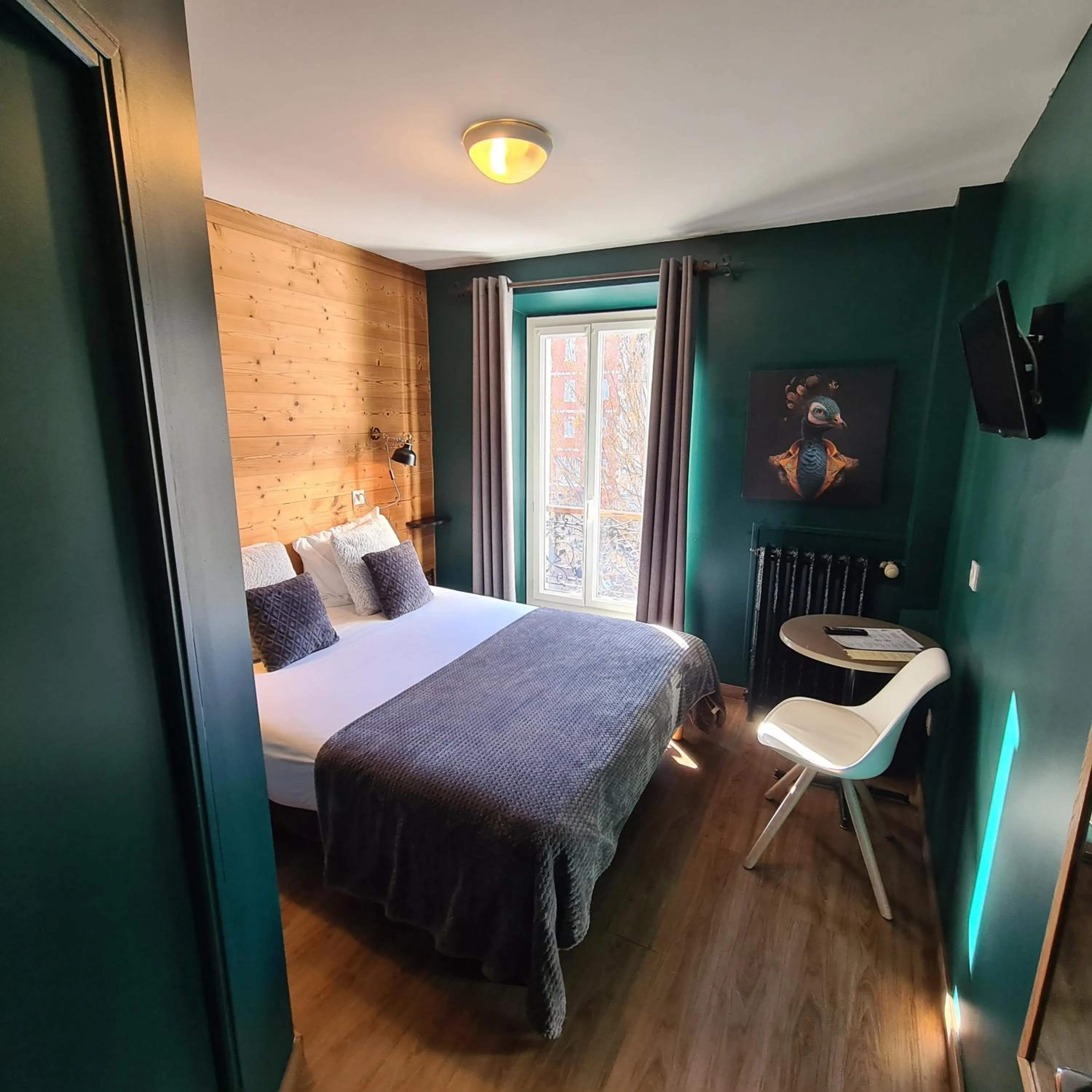 Photo of the whole room, Bed in Le Grand Hotel