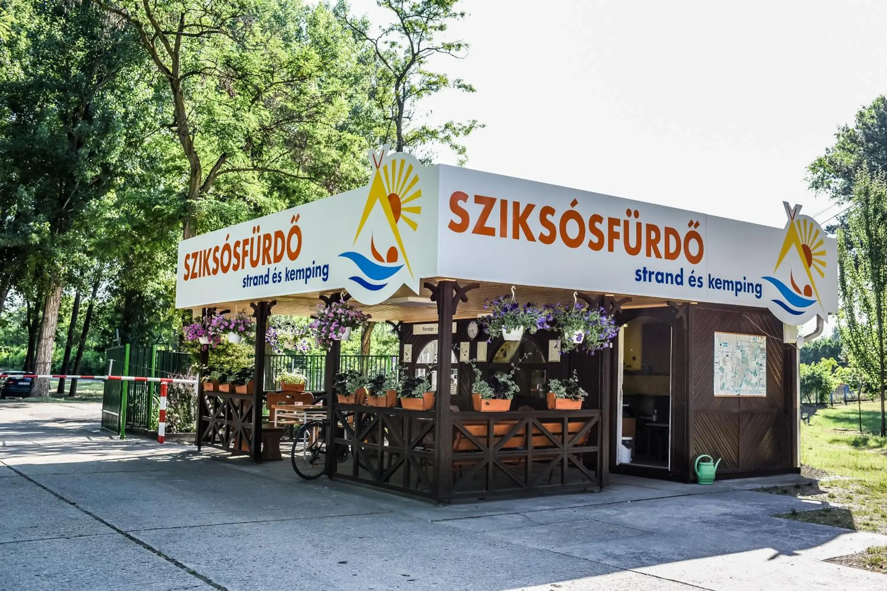 Sziksósfürdő Strand és Kemping Sziksósfürdő Strand és Kemping