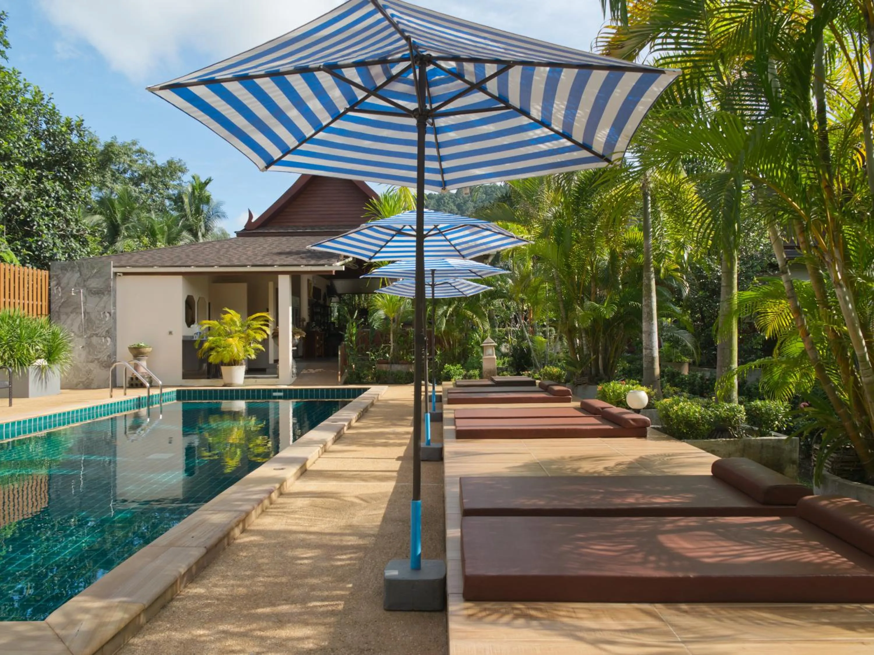 Pool view in Chanapha Residence