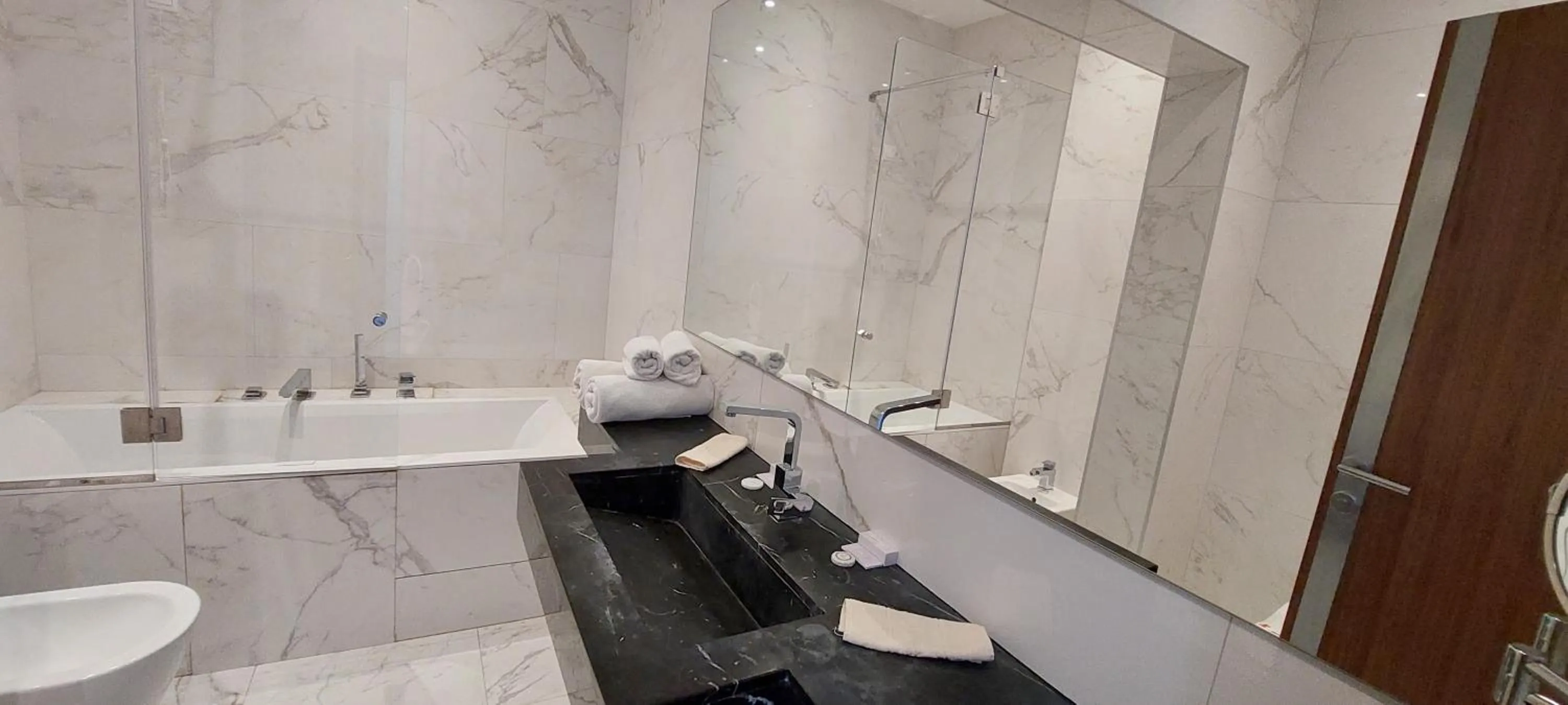 Bathroom in Hotel Austria & Bosna