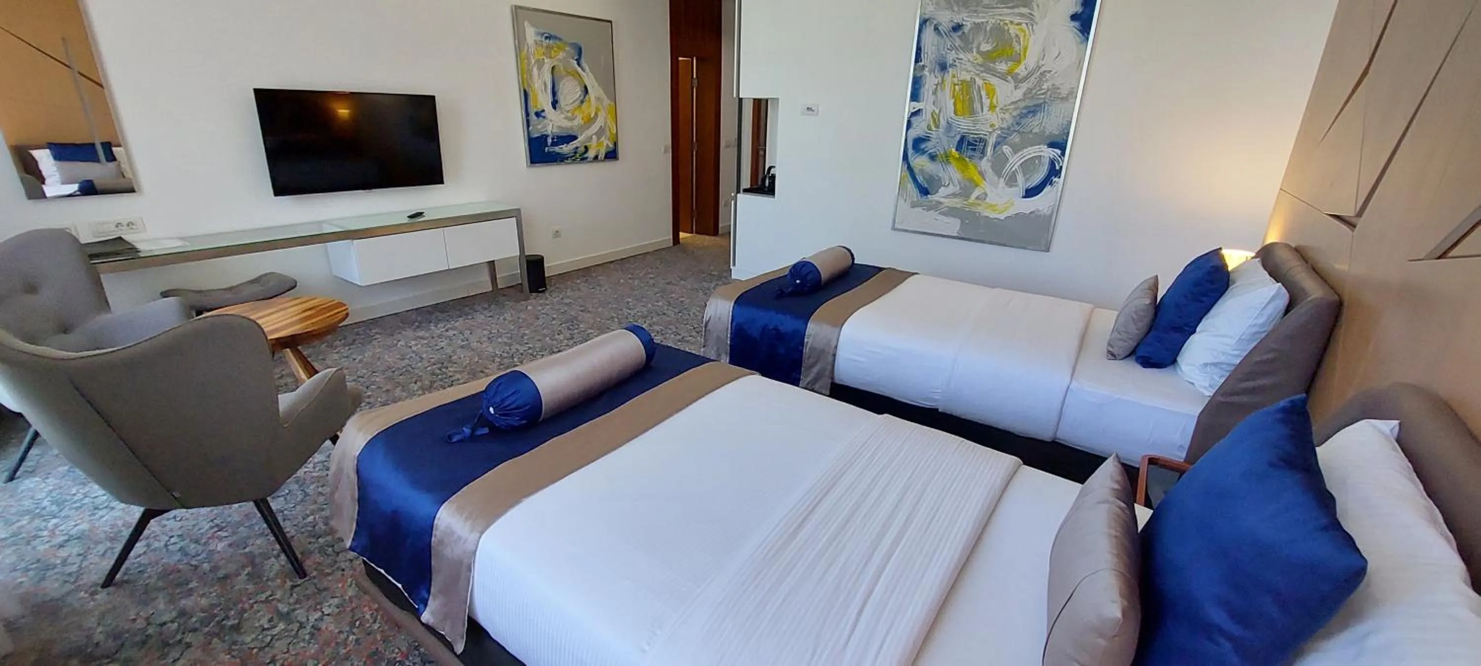 Bed in Hotel Austria & Bosna