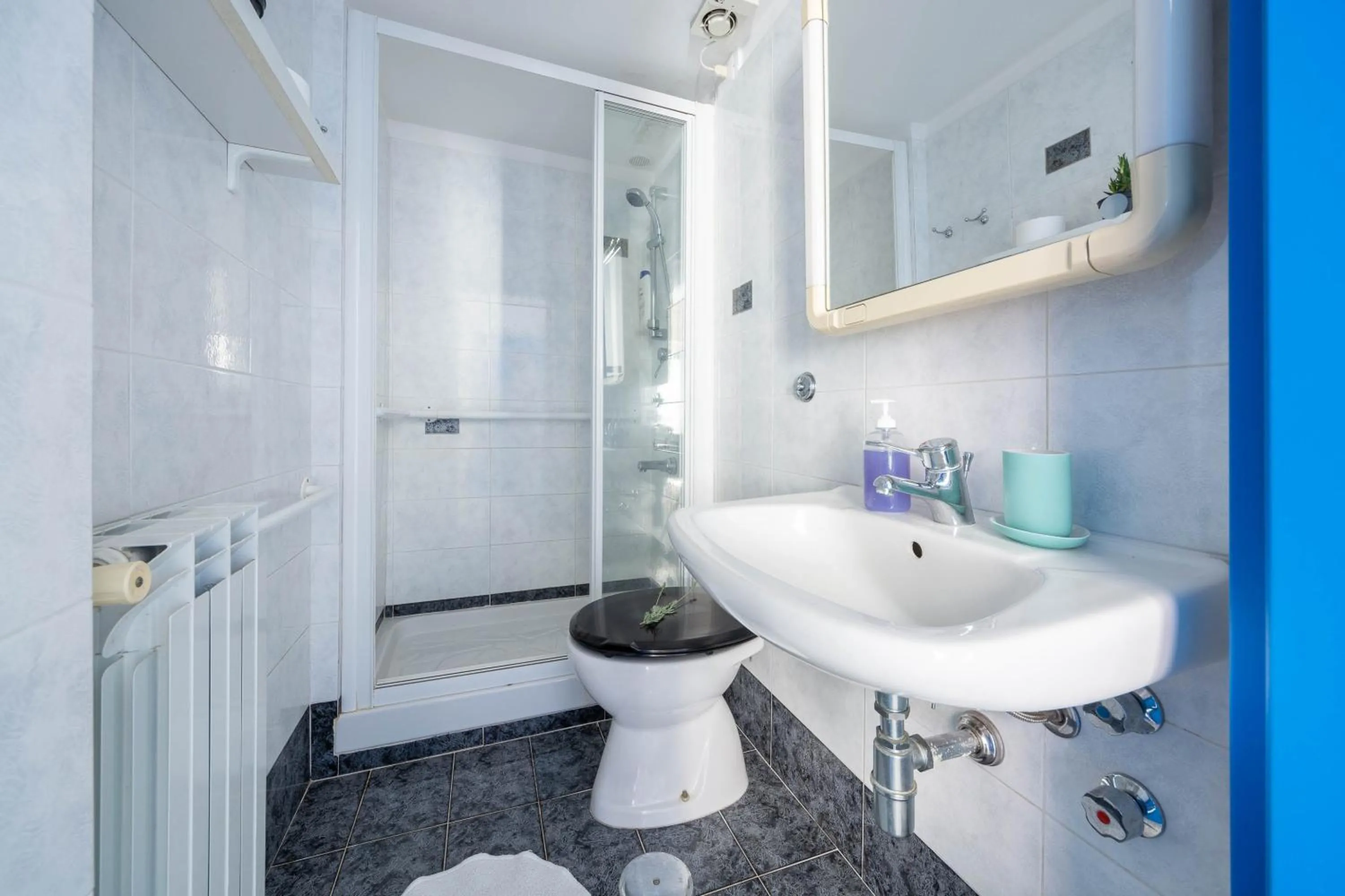 Shower in Casa Roberta