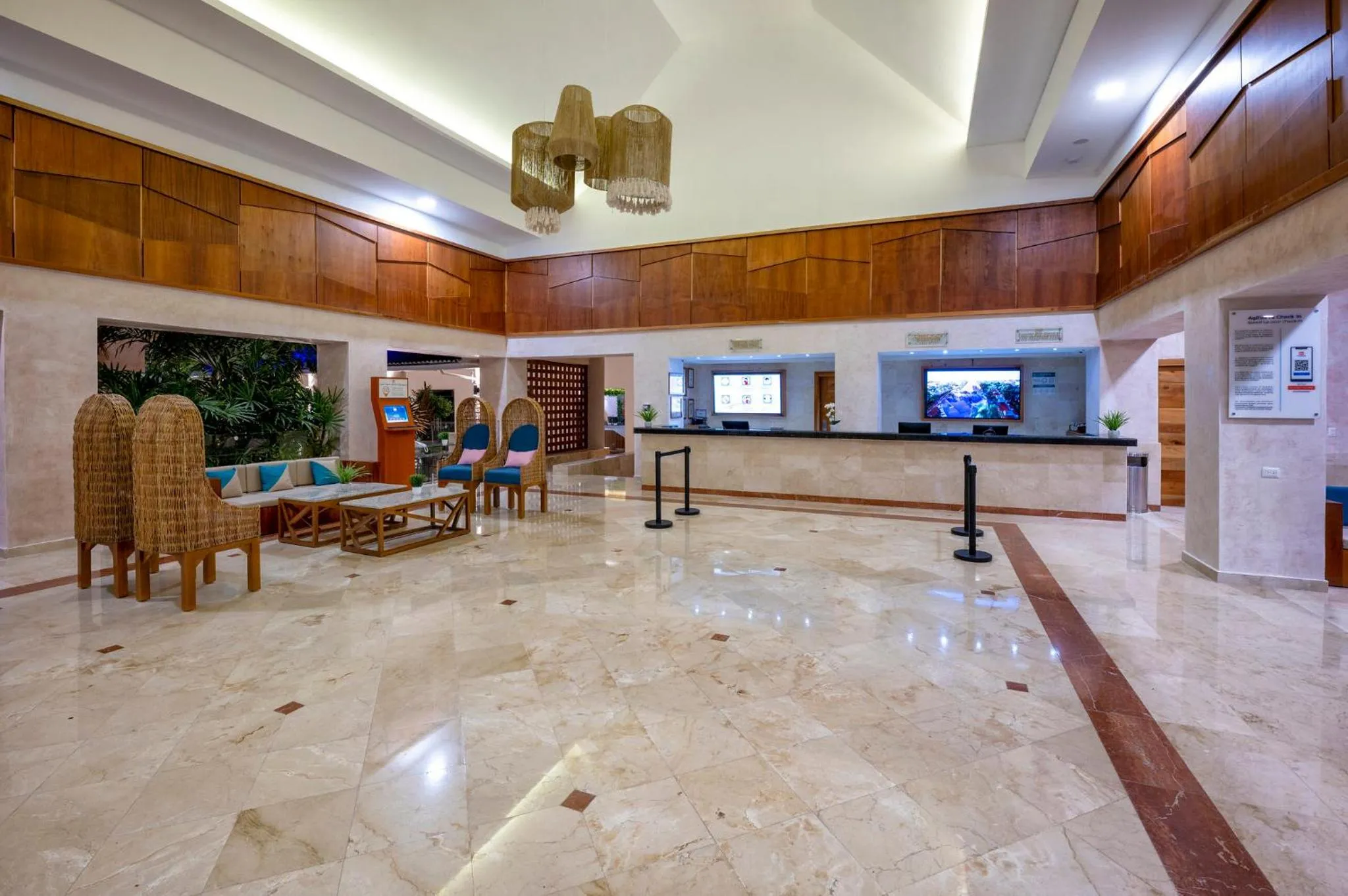 Lobby or reception in Viva Azteca by Wyndham, A Trademark All Inclusive Resort