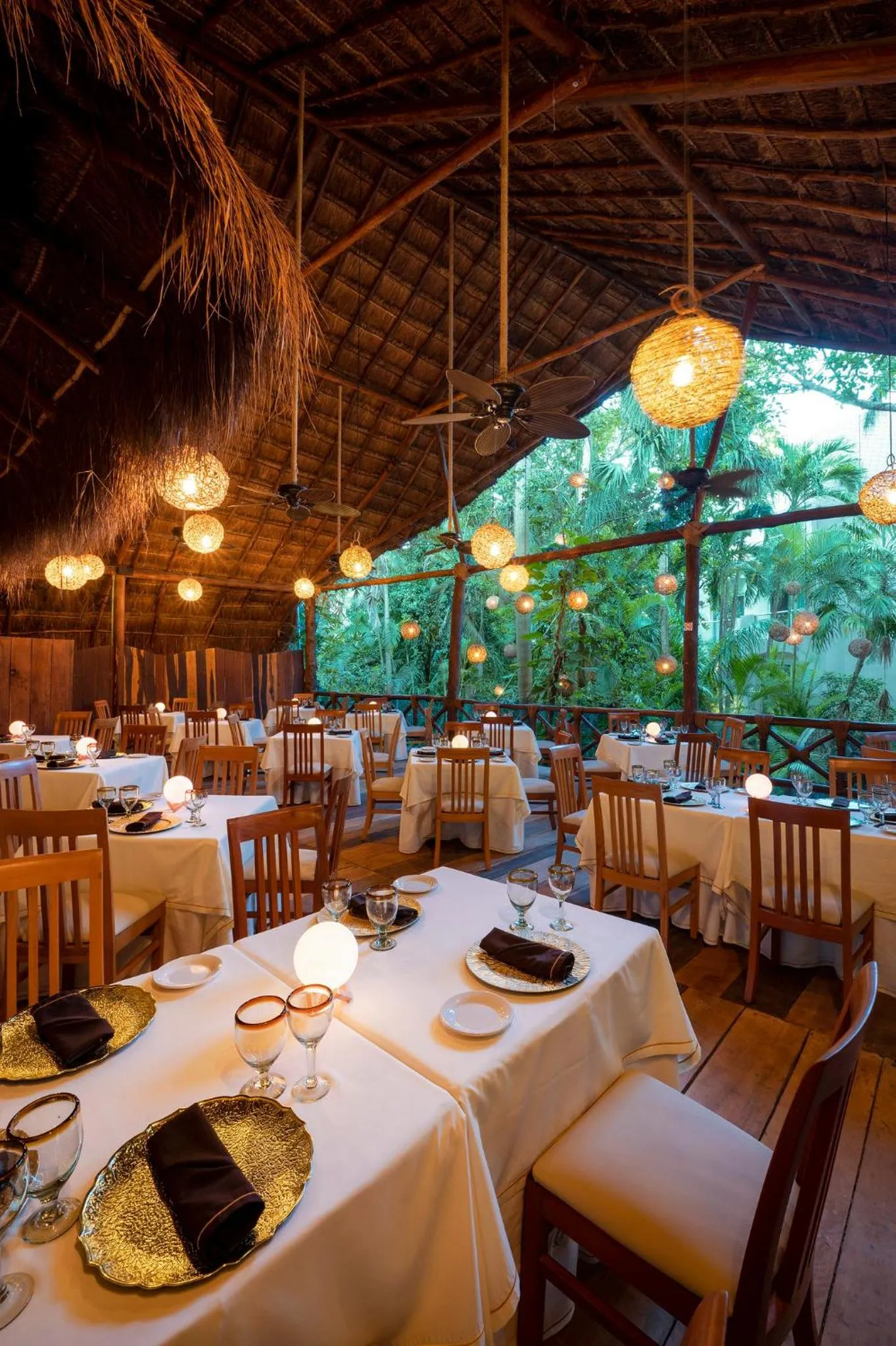Restaurant/places to eat in Viva Azteca by Wyndham, A Trademark All Inclusive Resort