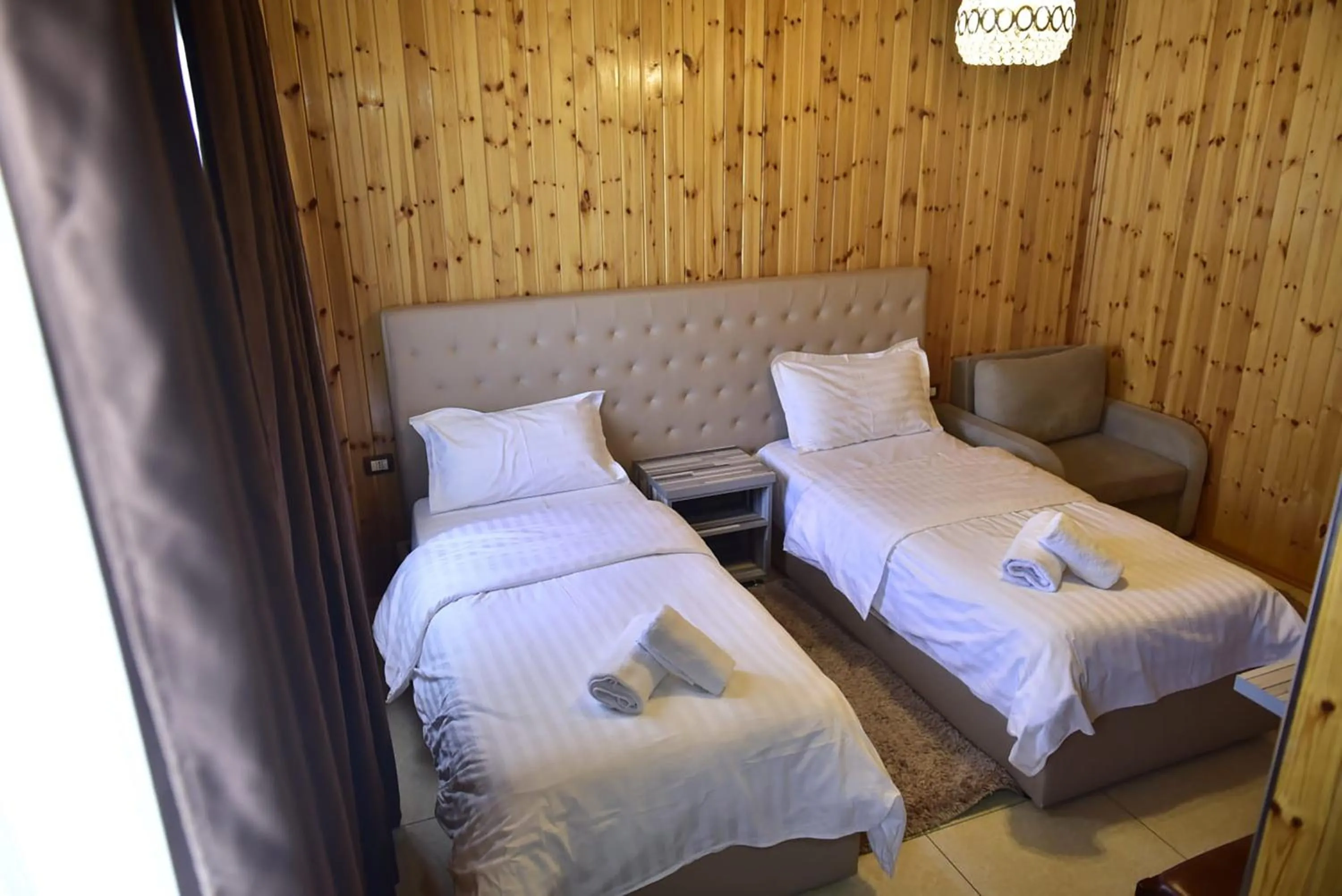 Photo of the whole room, Bed in Buna Park Hotel