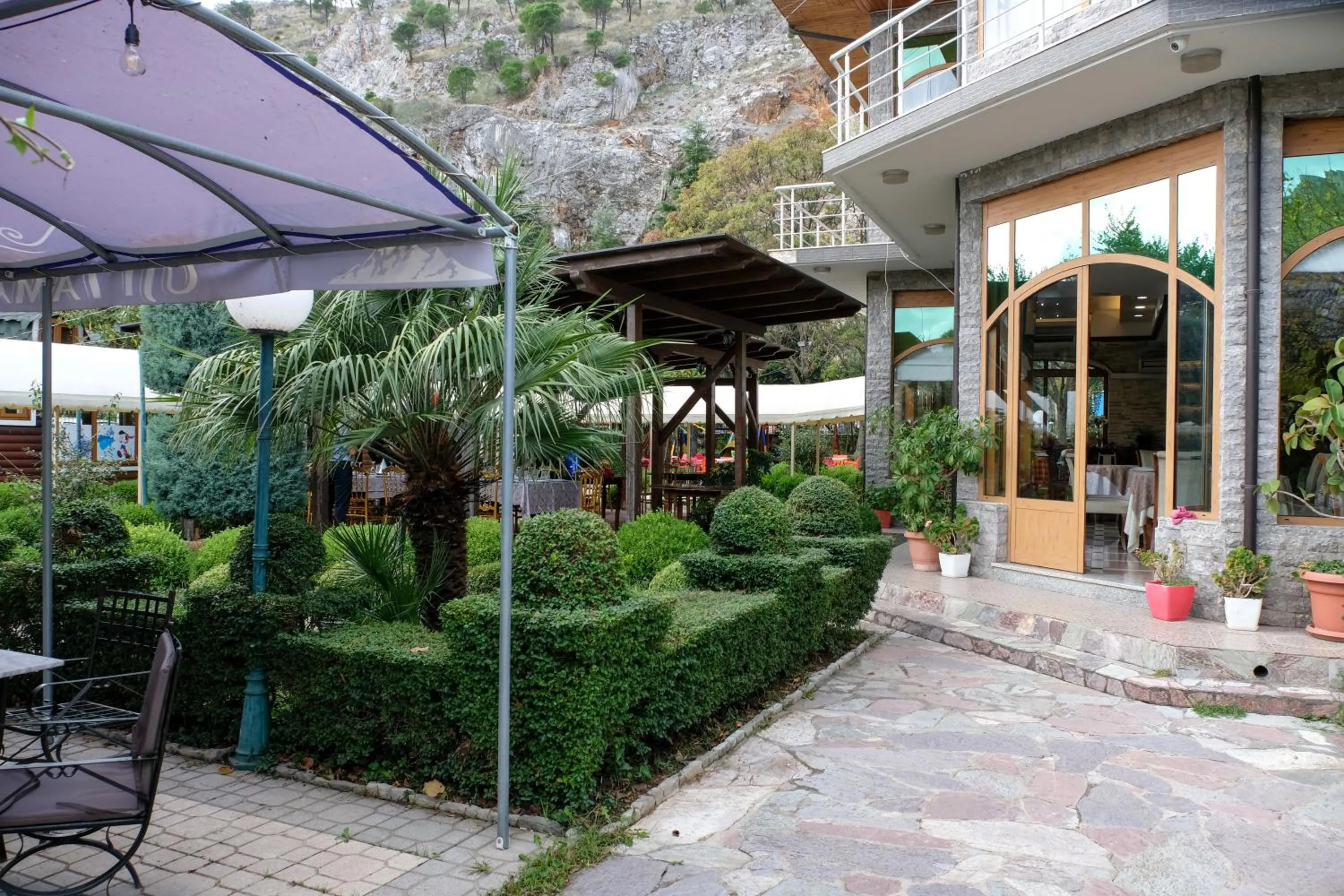 Property building in Buna Park Hotel