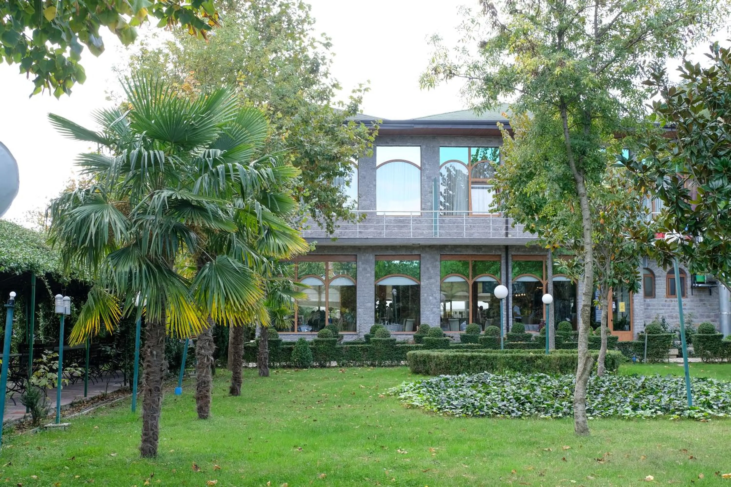 Property building in Buna Park Hotel