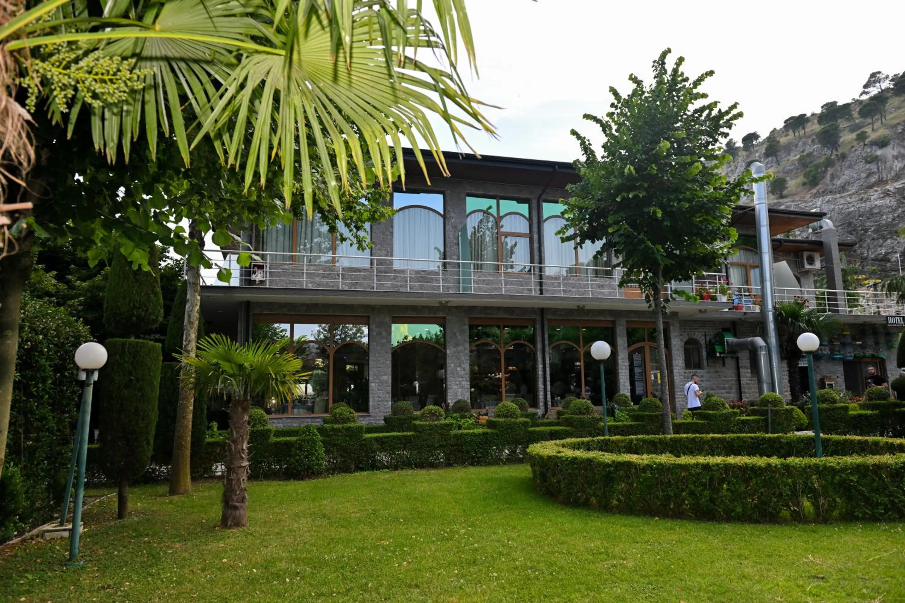 Property building in Buna Park Hotel
