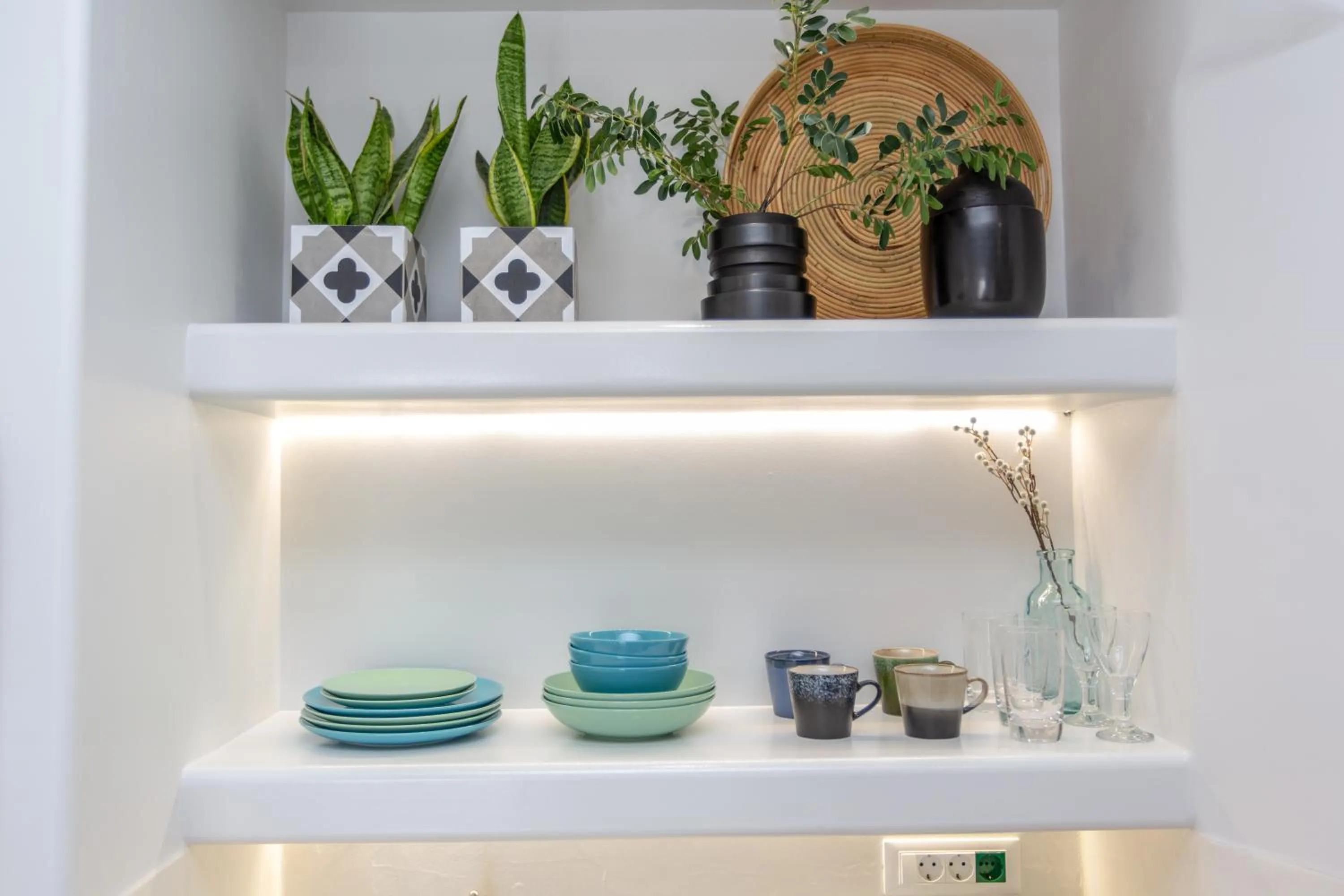 Kitchen or kitchenette in Emery Hotel