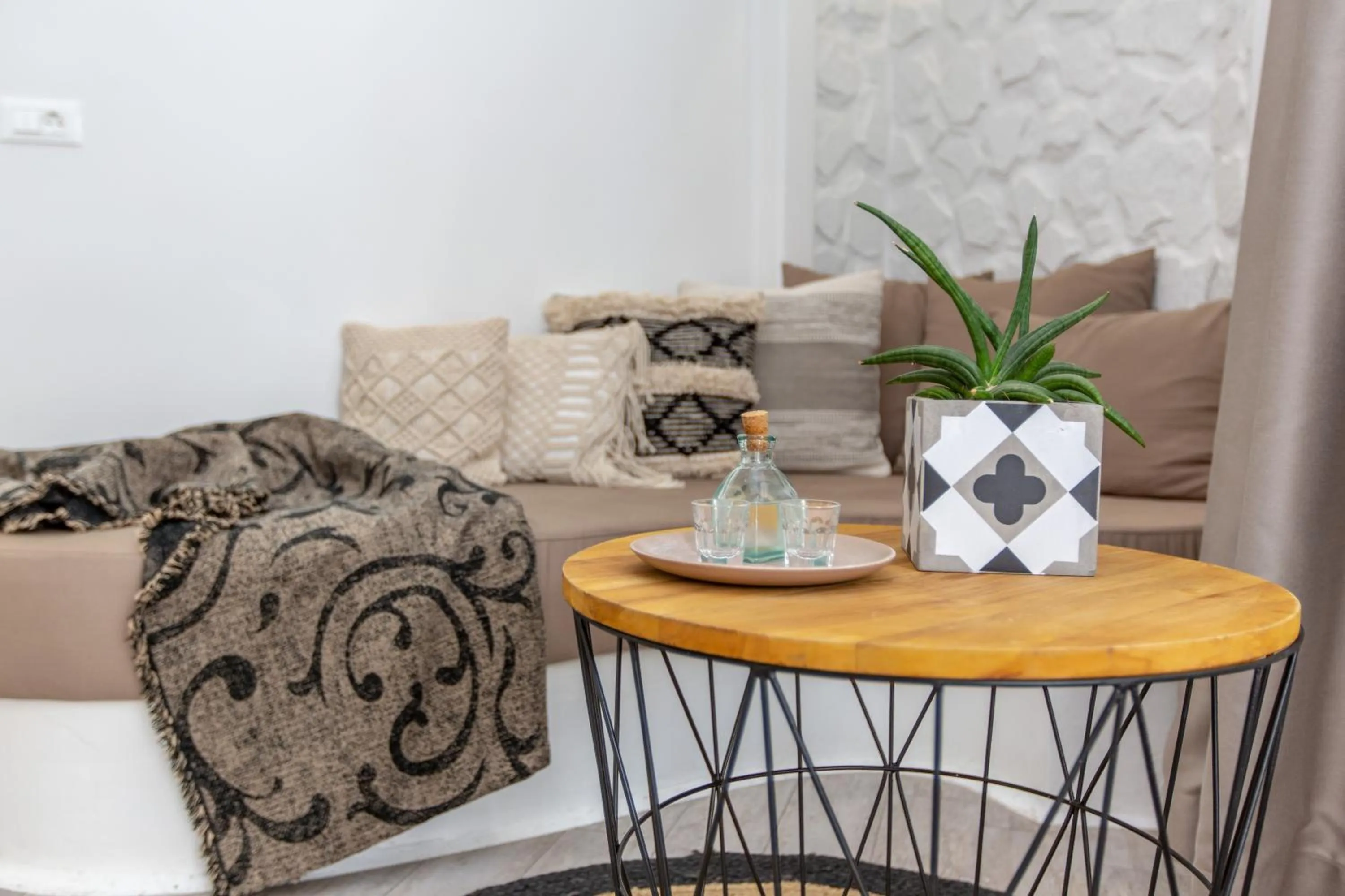 Seating area in Emery Hotel