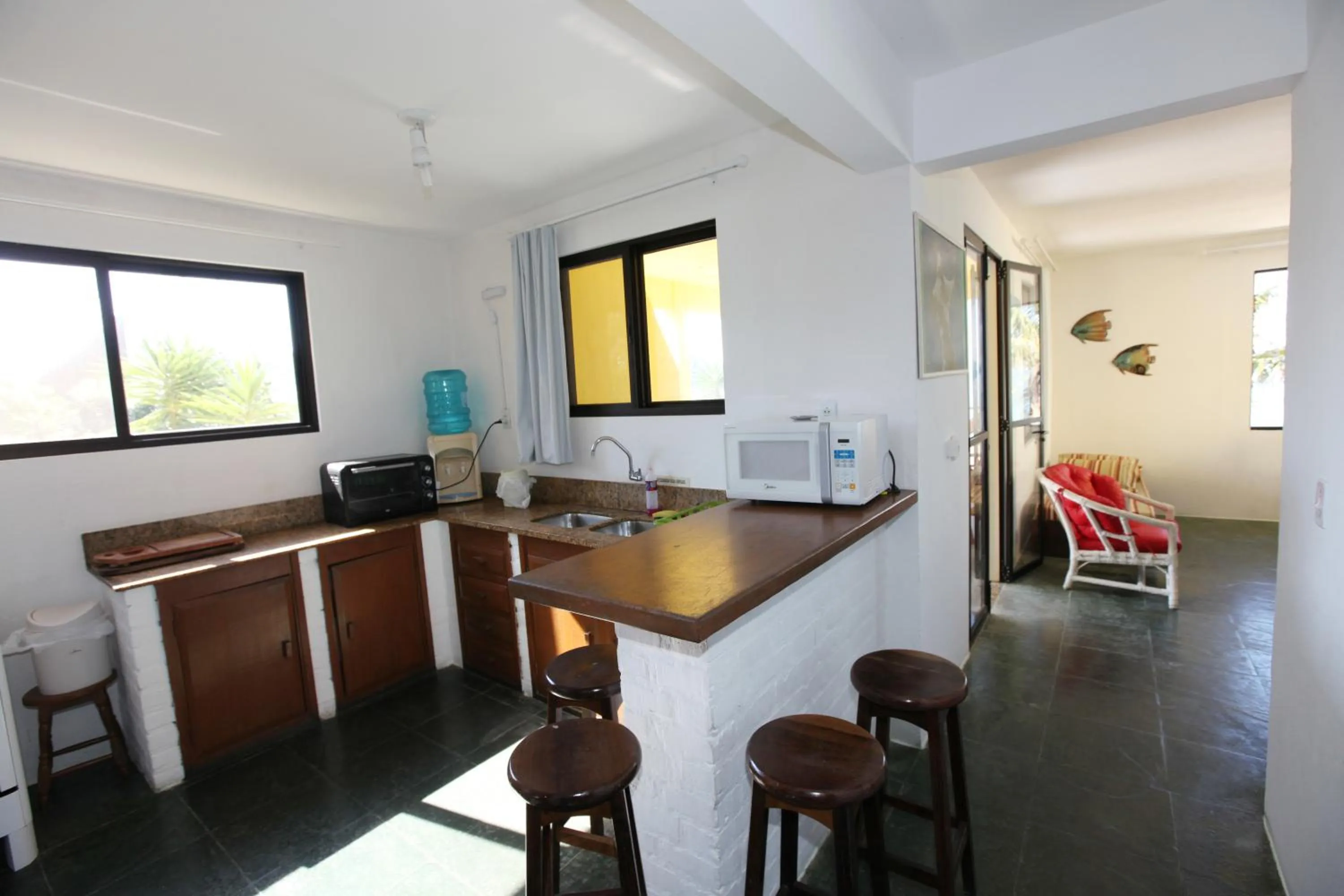 Kitchen or kitchenette in Pousada Hibisco