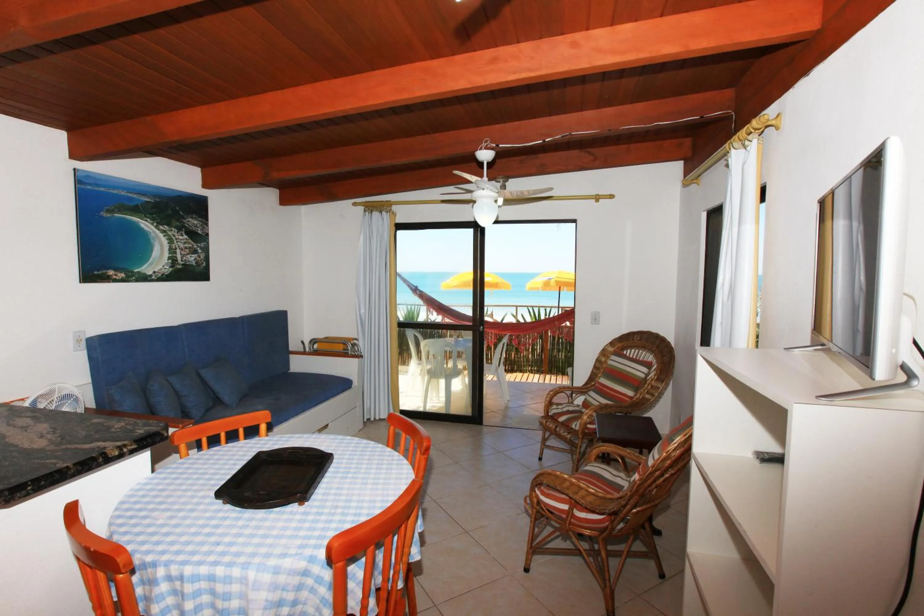 Living room in Pousada Hibisco