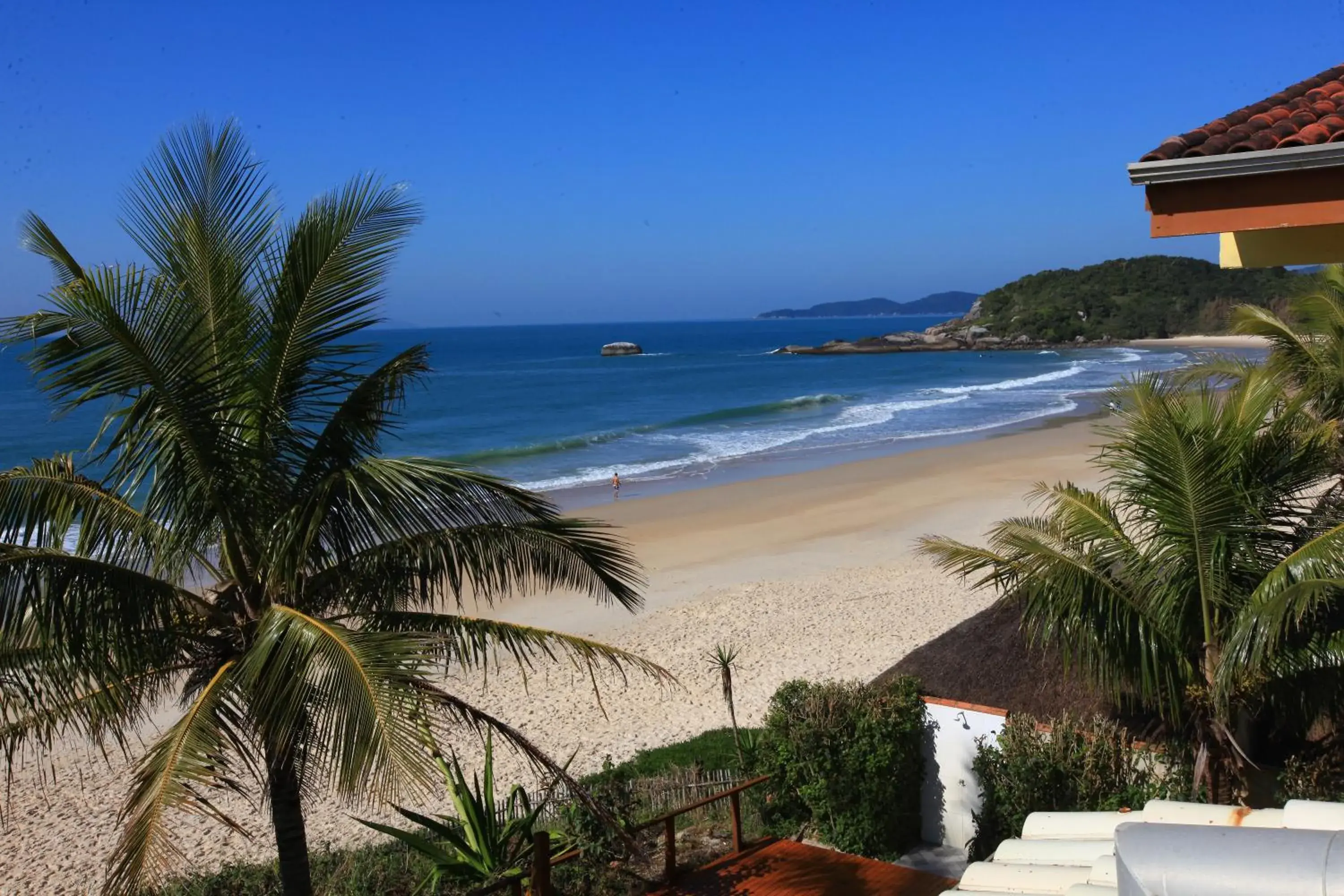 Two-Bedroom Apartment in Pousada Hibisco Two-Bedroom Apartment in Pousada Hibisco