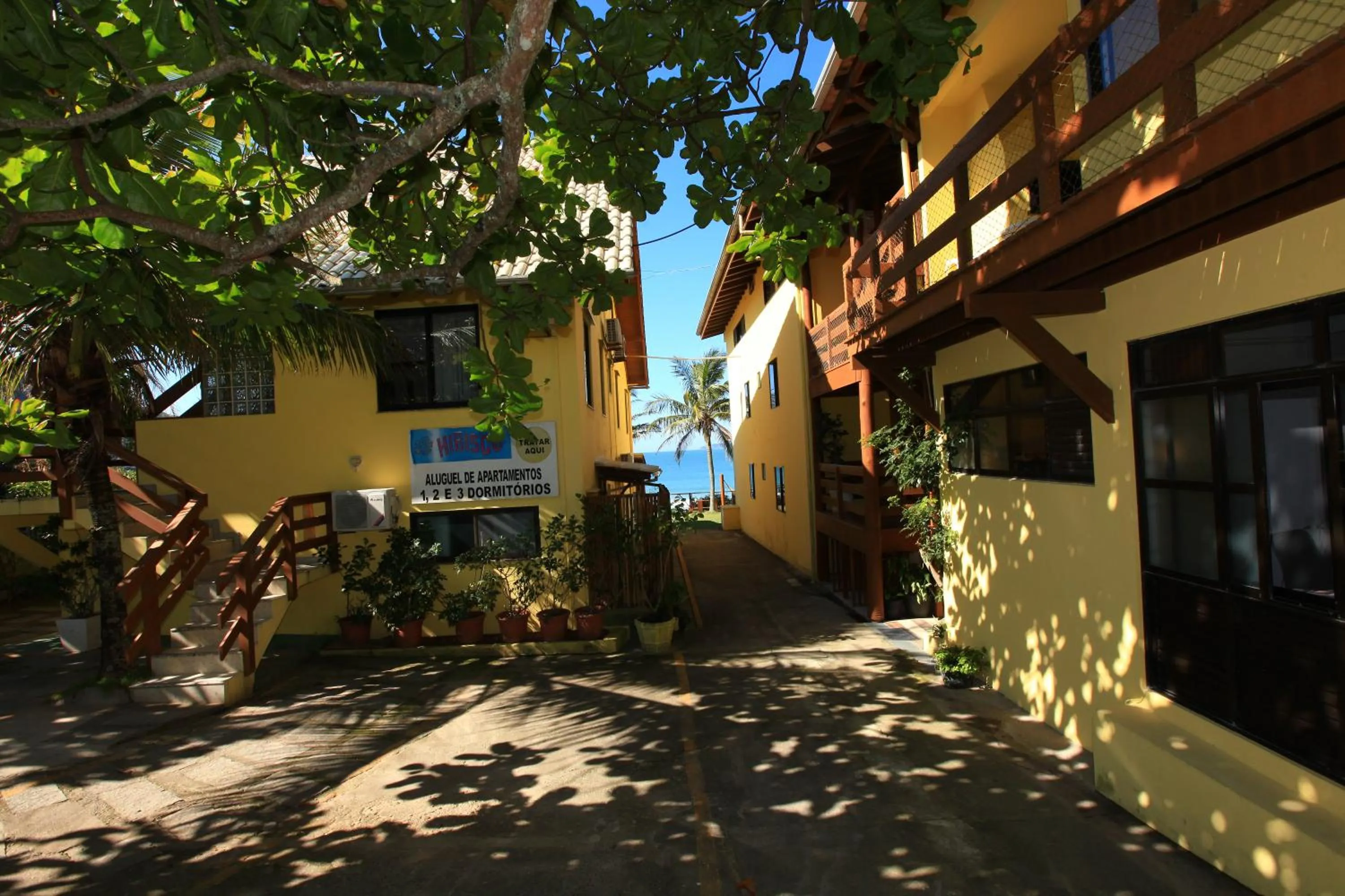 Facade/entrance in Pousada Hibisco